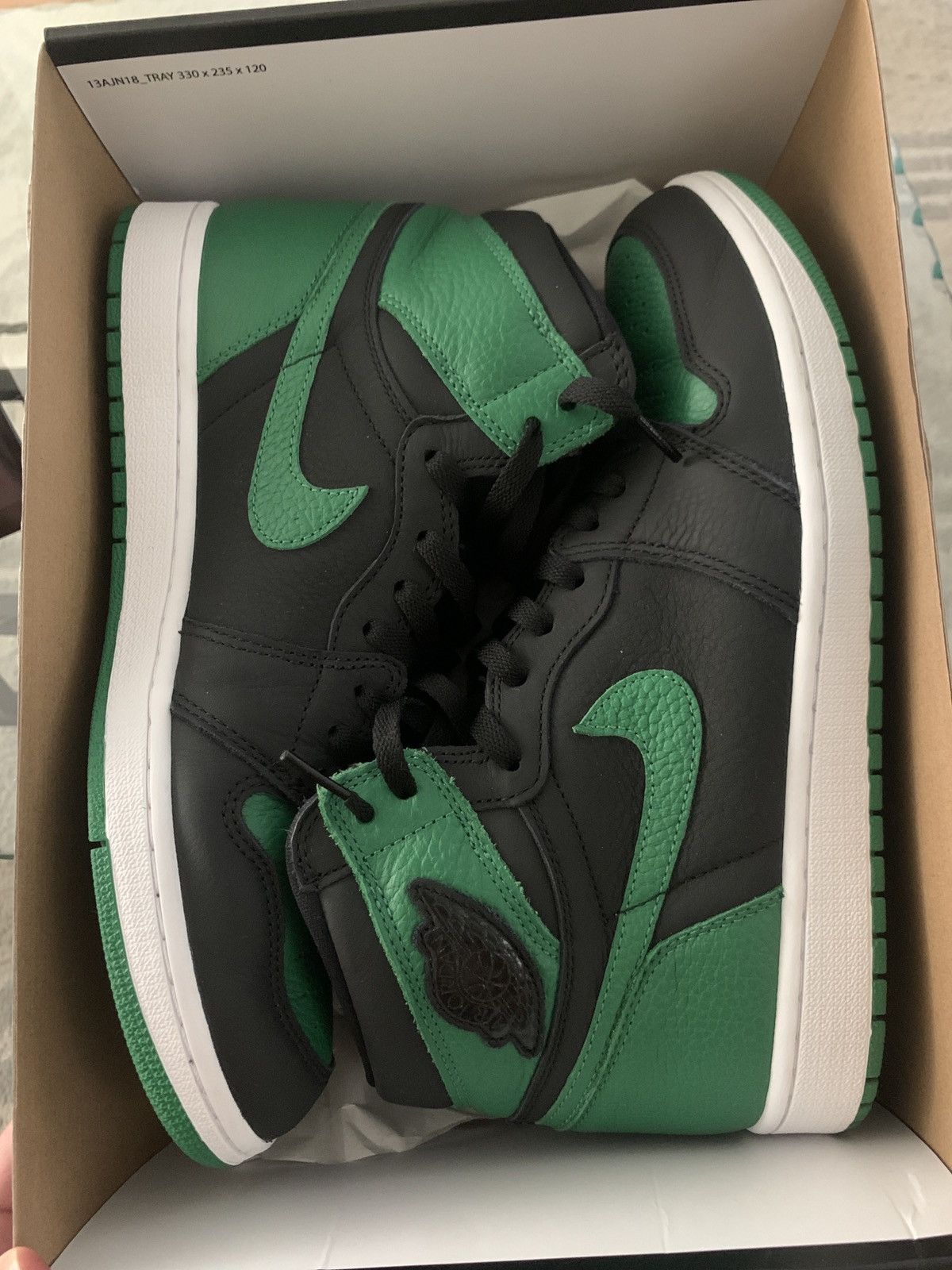 Jordan Brand × Nike AIR JORDAN 1 RETRO HIGH OG Size US 11.5 / EU 44-45 - 1 Thumbnail