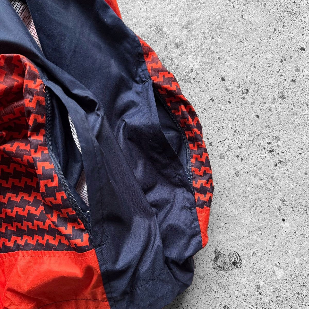 Asics × Vintage Asics Womens Vintage Full Zip Windbreaker Jacket Pockets Size M / US 6-8 / IT 42-44 - 6 Thumbnail