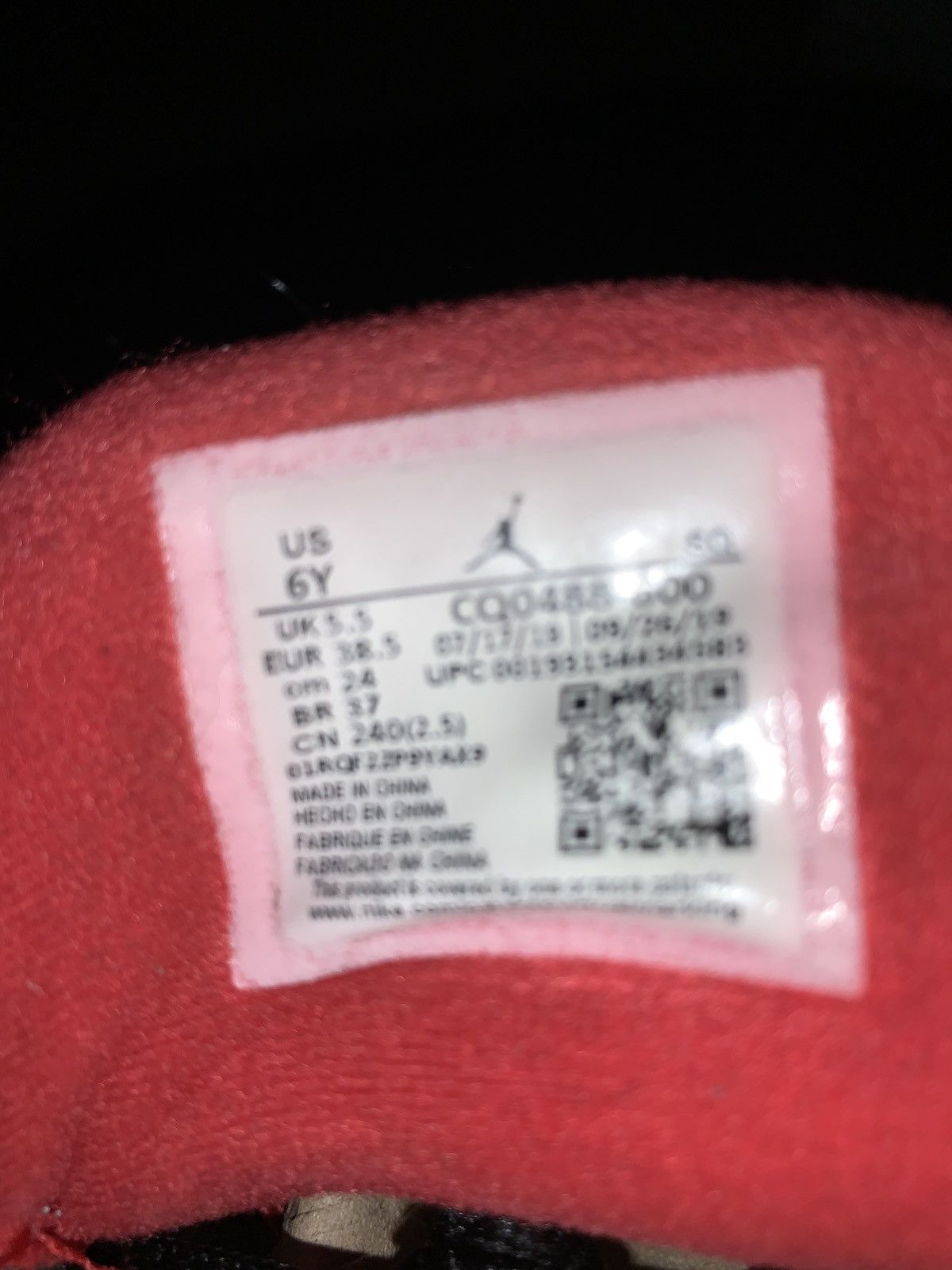 Jordan Brand Nike Air Jordan 3 Retro SE GS Mid Unite Size US 6 / EU 39 - 2 Thumbnail