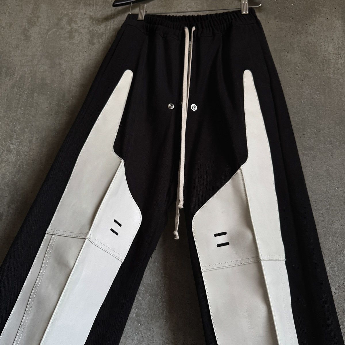 Rick Owens Rick Owen Geth Belas Leather-paneled Pants Size US 32 / EU 48 - 2 Thumbnail