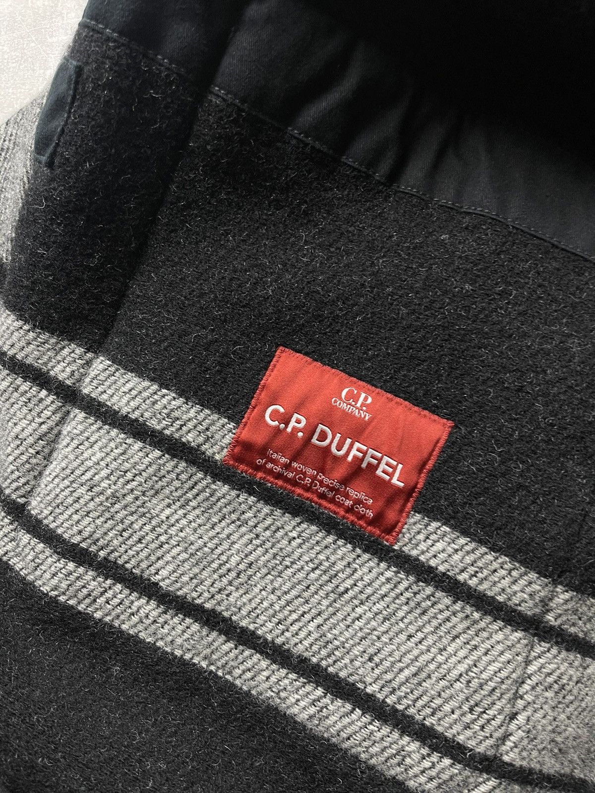 C.P. Company C.P. Company Wool C.P. Duffel Hooded Coat Black Grey Stripe Size US L / EU 52-54 / 3 - 20 Thumbnail