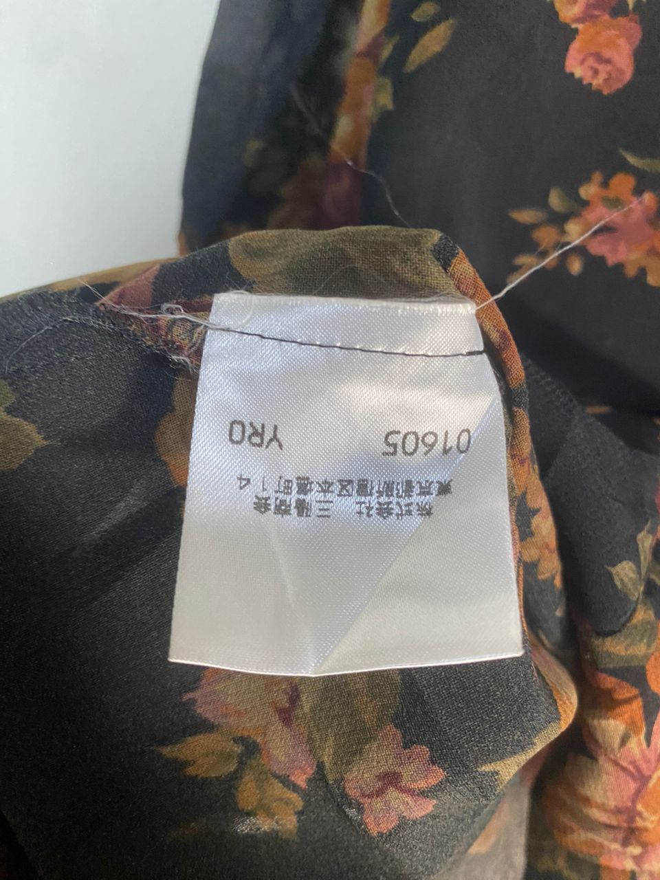 Burberry Burberry fullprint button up blouse shirt Size M / US 6-8 / IT 42-44 - 8 Thumbnail