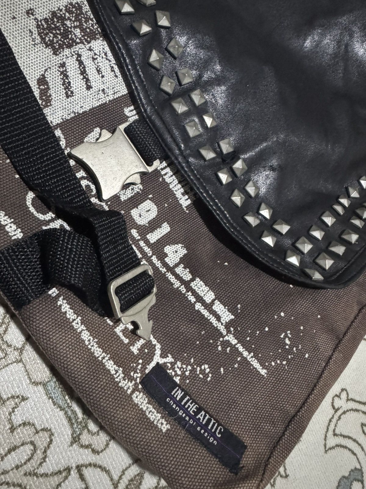 Hysteric Glamour × If Six Was Nine × In The Attic 🇨🇳 Poem Studded In The Attic Hysteric Inspired Sling Bag Size ONE SIZE - 5 Thumbnail