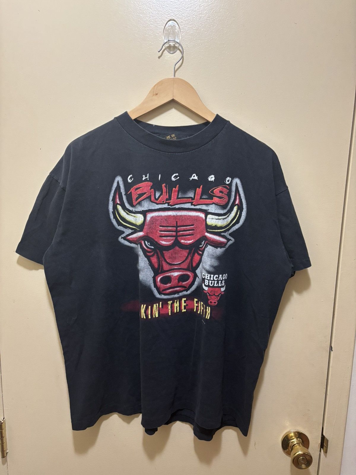 NBA Chicago Bulls Vintage T-Shirt NBA 90's Size US XL / EU 56 / 4 - 1 Thumbnail