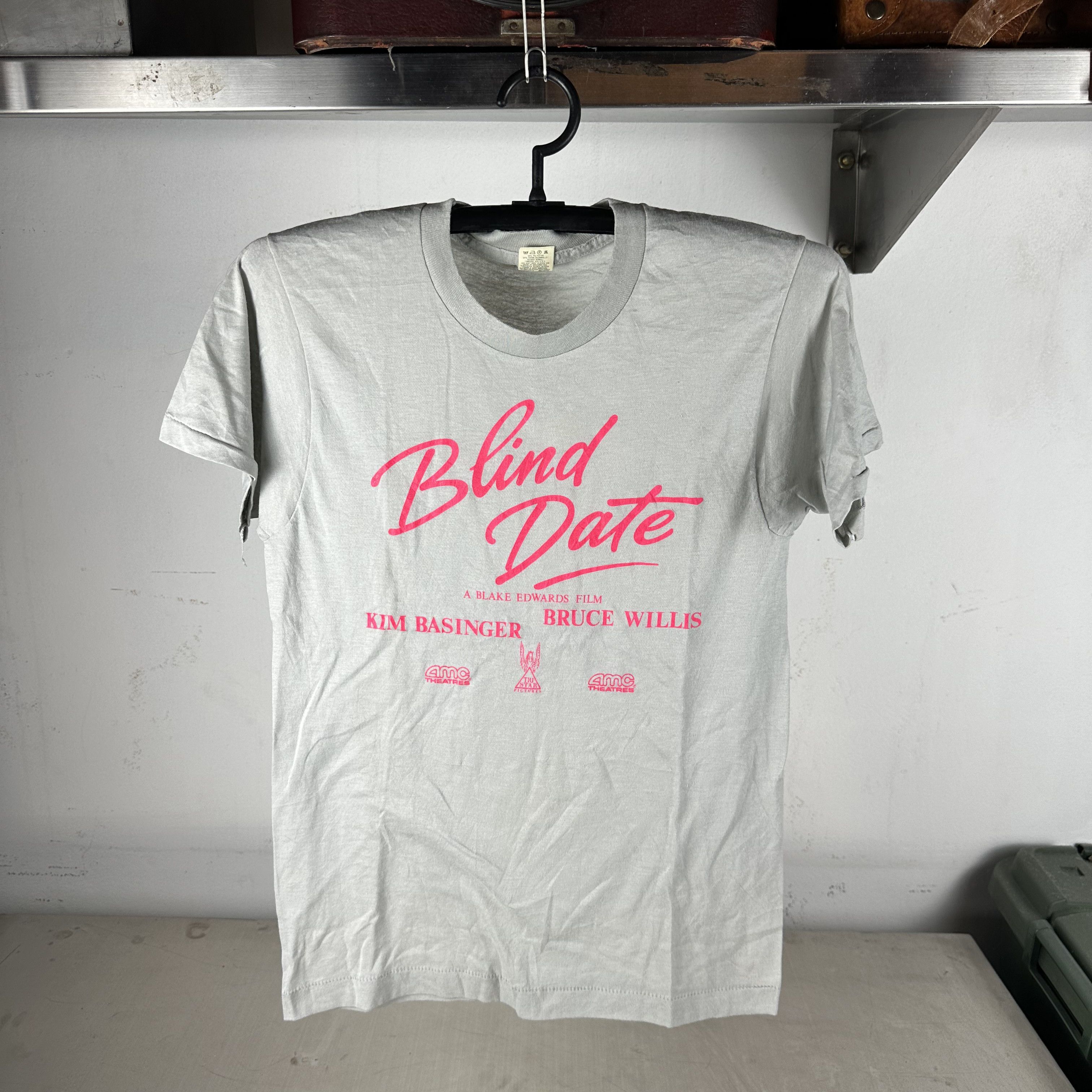 Vintage 1987 Blind Date Bruce Willis Kim Basinger Movie Promo Tee Size US S / EU 44-46 / 1 - 1 Thumbnail