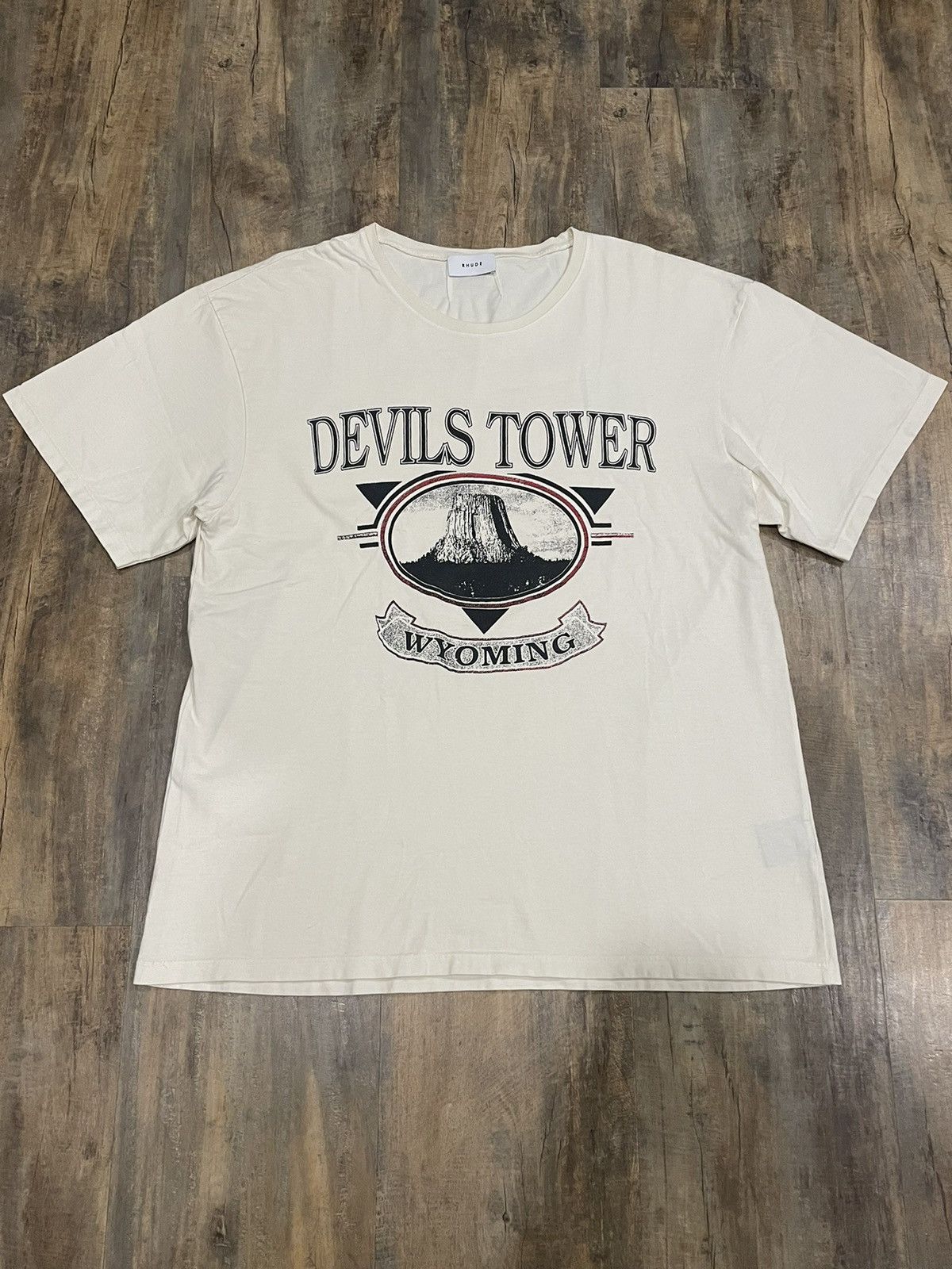 RARE vintage AOP devils tower outlets shirt