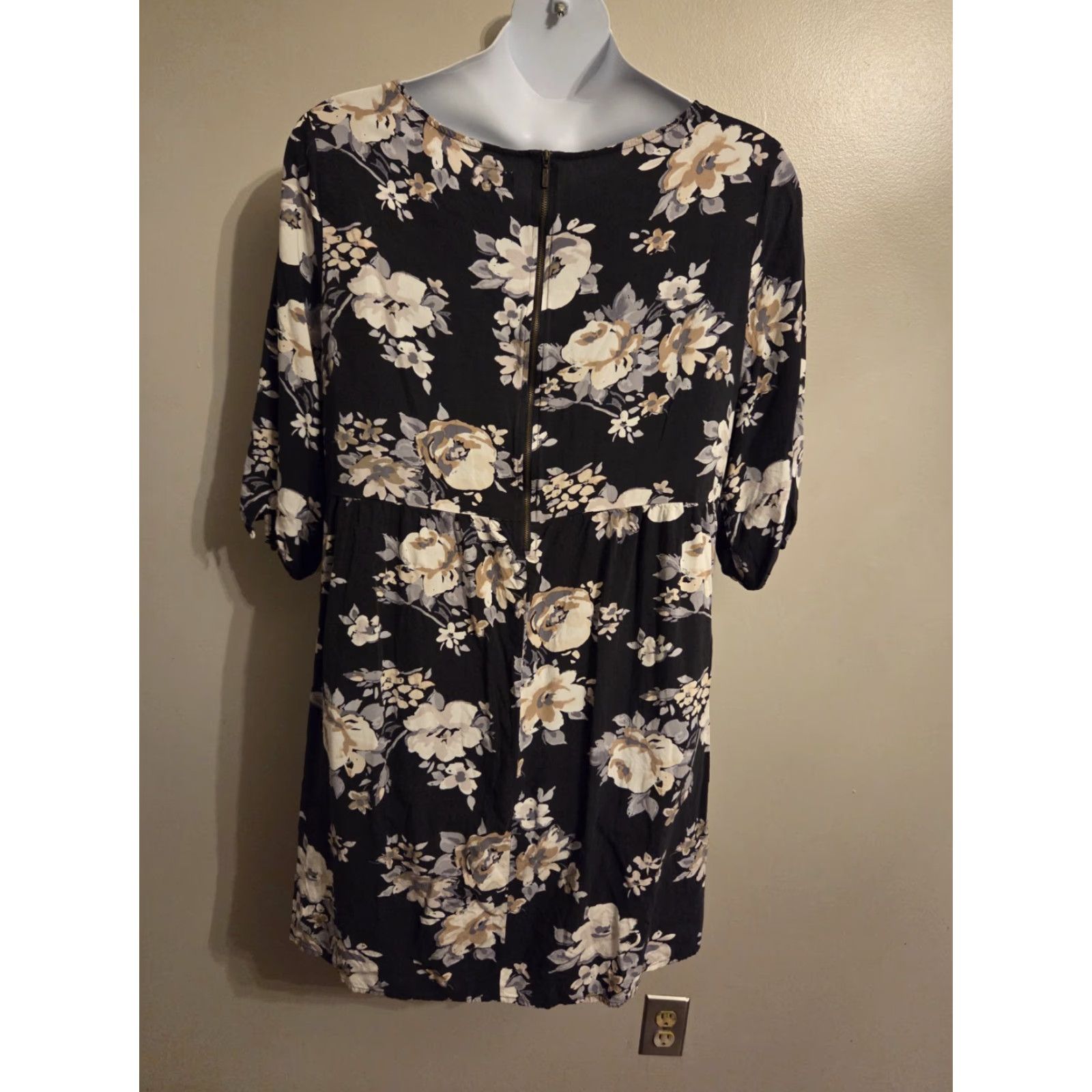Old Navy Old Navy Gray Floral Print Mini Shift Dress 3X Plus Size XXL / US 16-18 / IT 52-54 - 5 Thumbnail