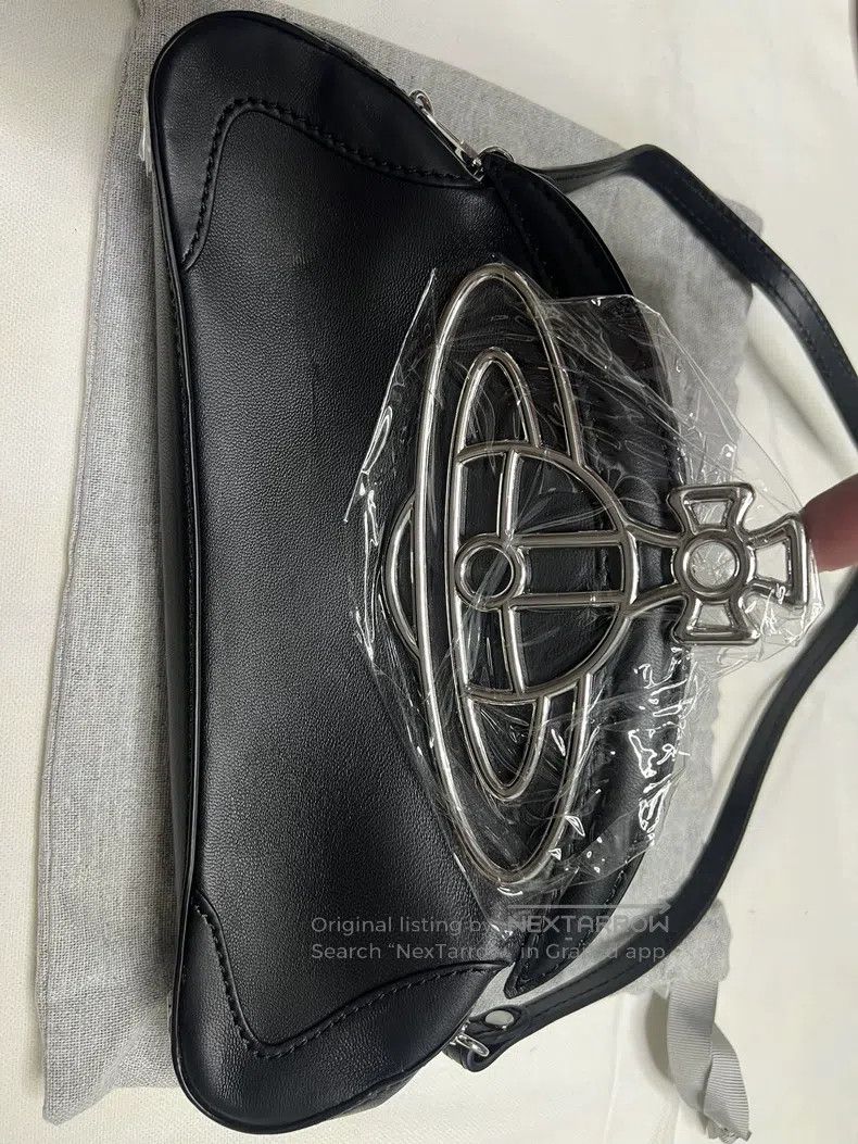 Vivienne Westwood vivienne westwood size os Saturn Crescent Moon Bag, Black C Size ONE SIZE - 2 Thumbnail