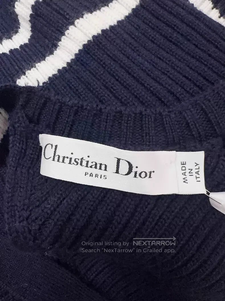 Dior Dior Short sleeves with gold buttons Size XS / US 0-2 / IT 36-38 - 4 Thumbnail