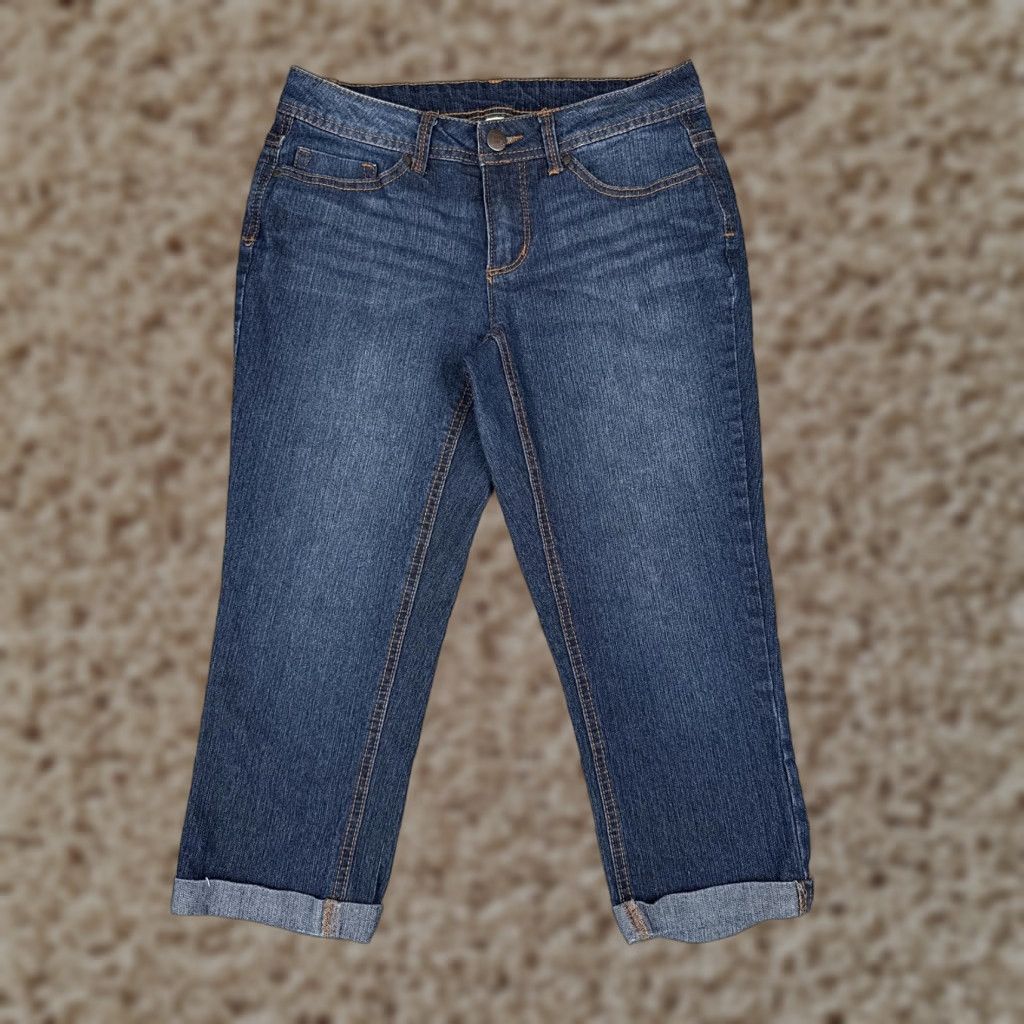 Faded Glory Faded Glory Womens Capri Jeans Blue Medium Wash Low Rise Cuffed Stretch 28x20 6 Regular 5-Pocket Denim Slim Fit Sh Size 28" / US 6 / IT 42 - 1 Thumbnail