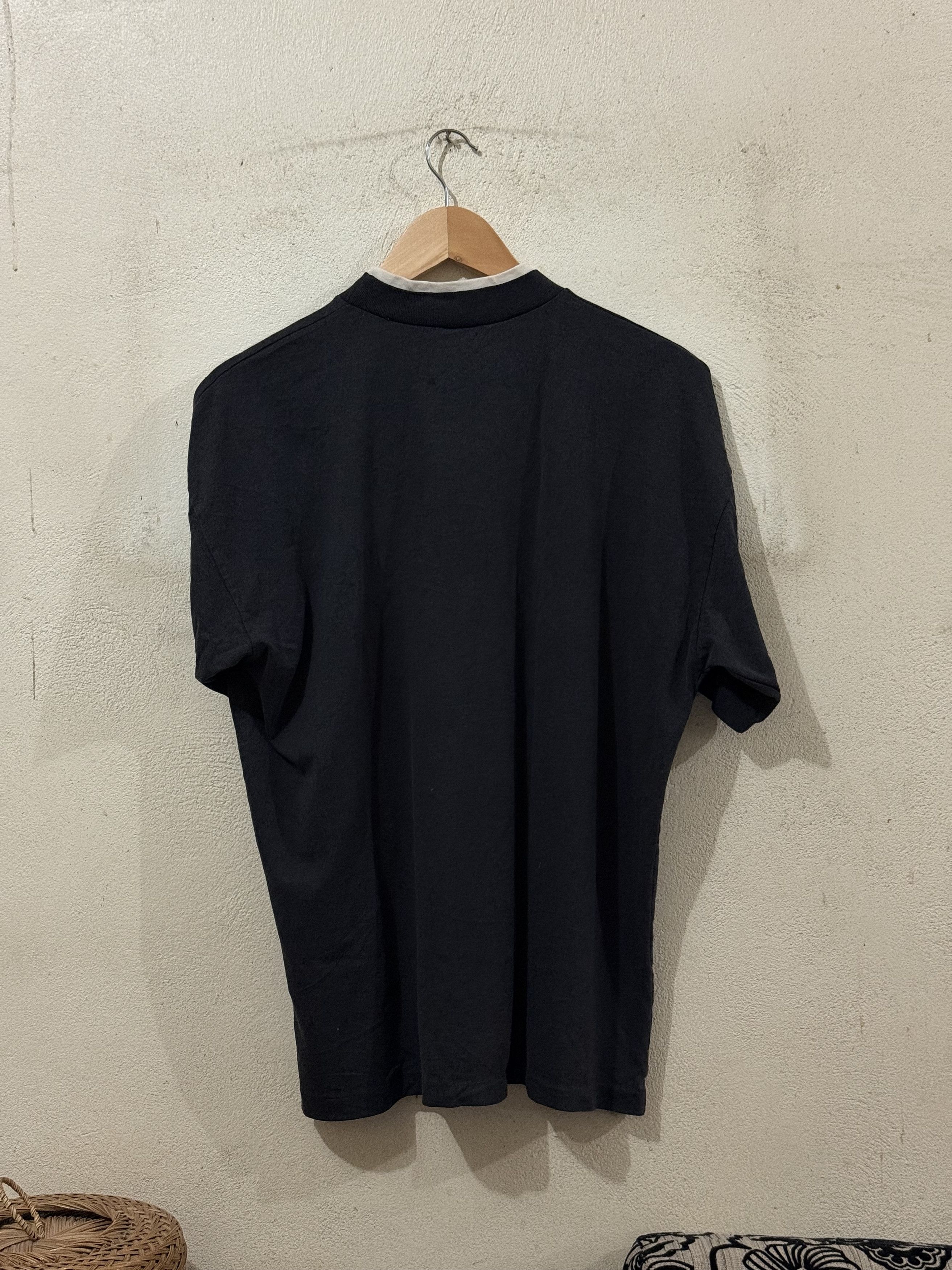 Vintage 90s Single Stitch Canada Tee “NUMBER ONE” XL Size US XL / EU 56 / 4 - 5 Thumbnail