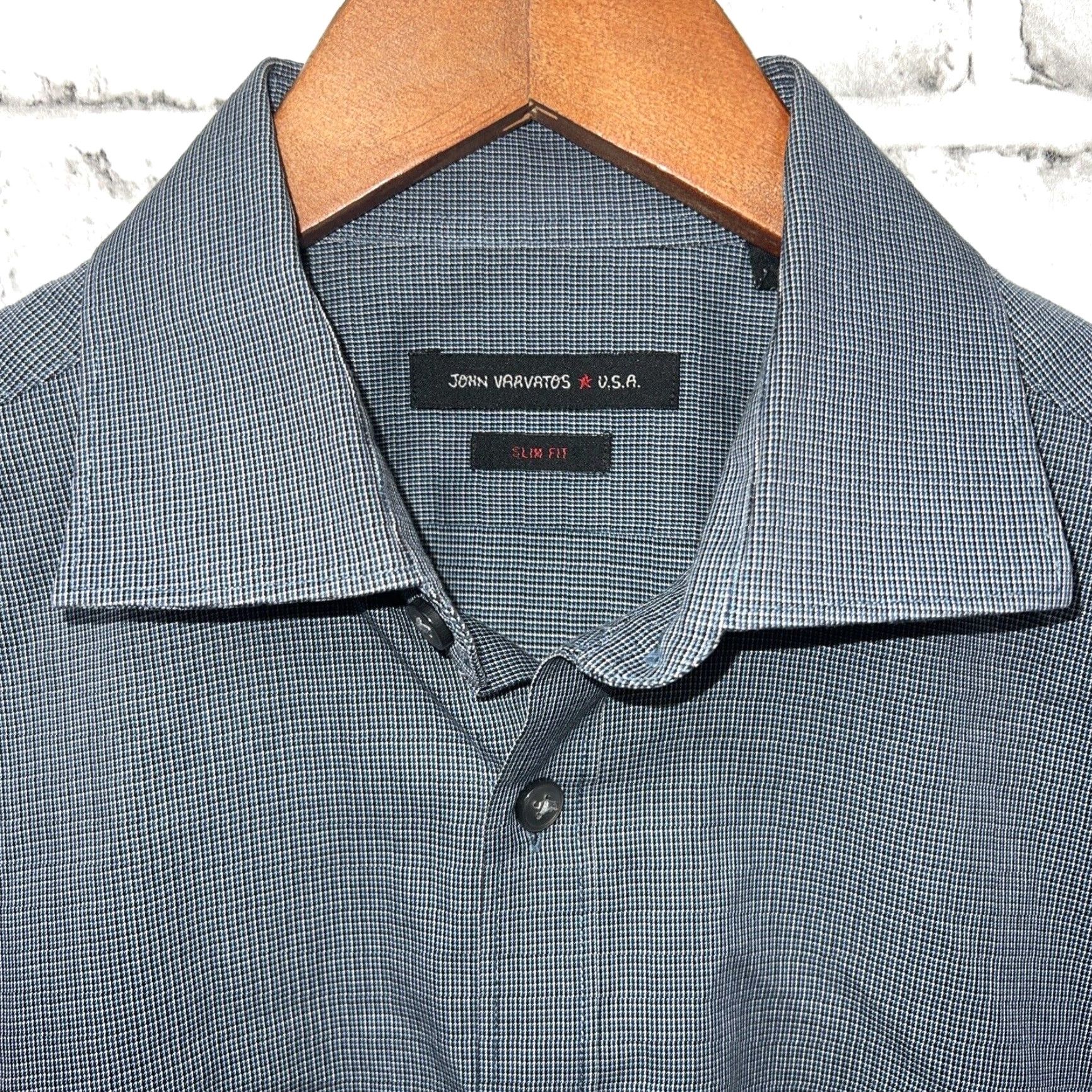 John Varvatos John Varvatos USA Slim Fit Blue Plaid Button-Up Shirt Mens Slim Fit Size 32 Color Blue 90s USA Mens Shirt Size US XS / EU 42 / 0 - 2 Thumbnail