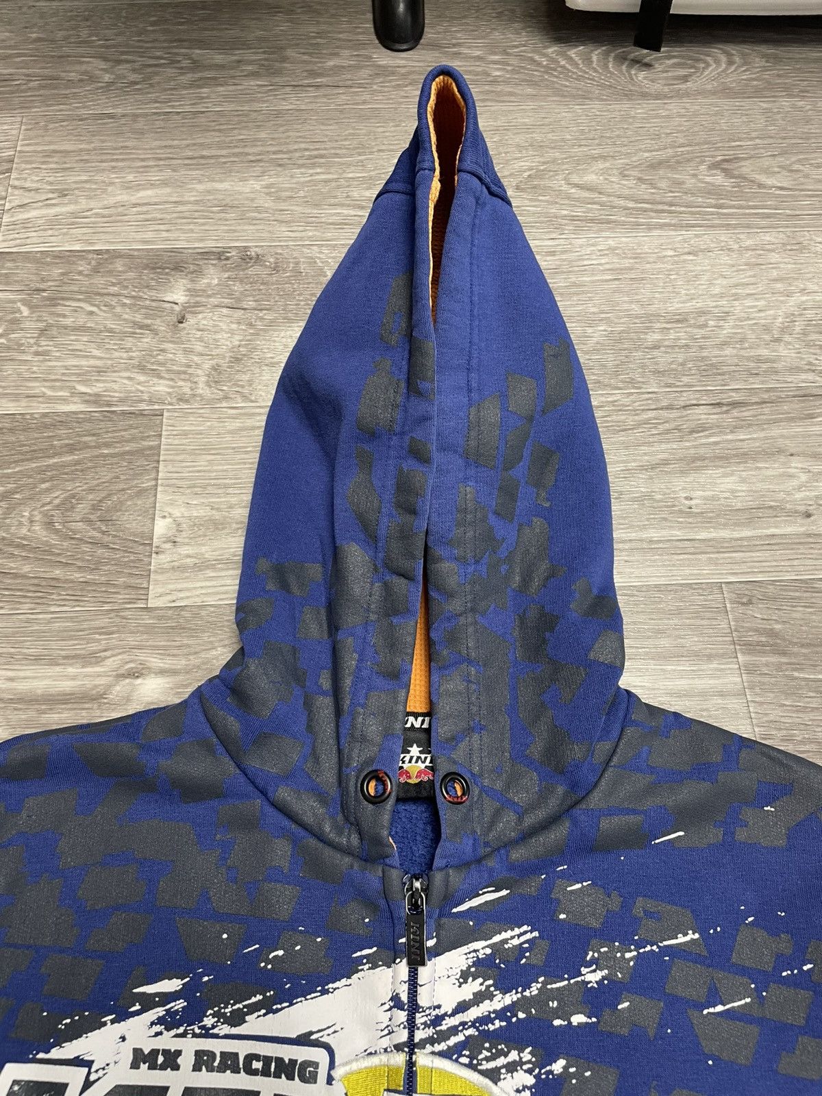 Red Bull Vintage Red Bull Kini Big Embroidered Logo Racing Zip Hoodie Size US S / EU 44-46 / 1 - 9 Thumbnail