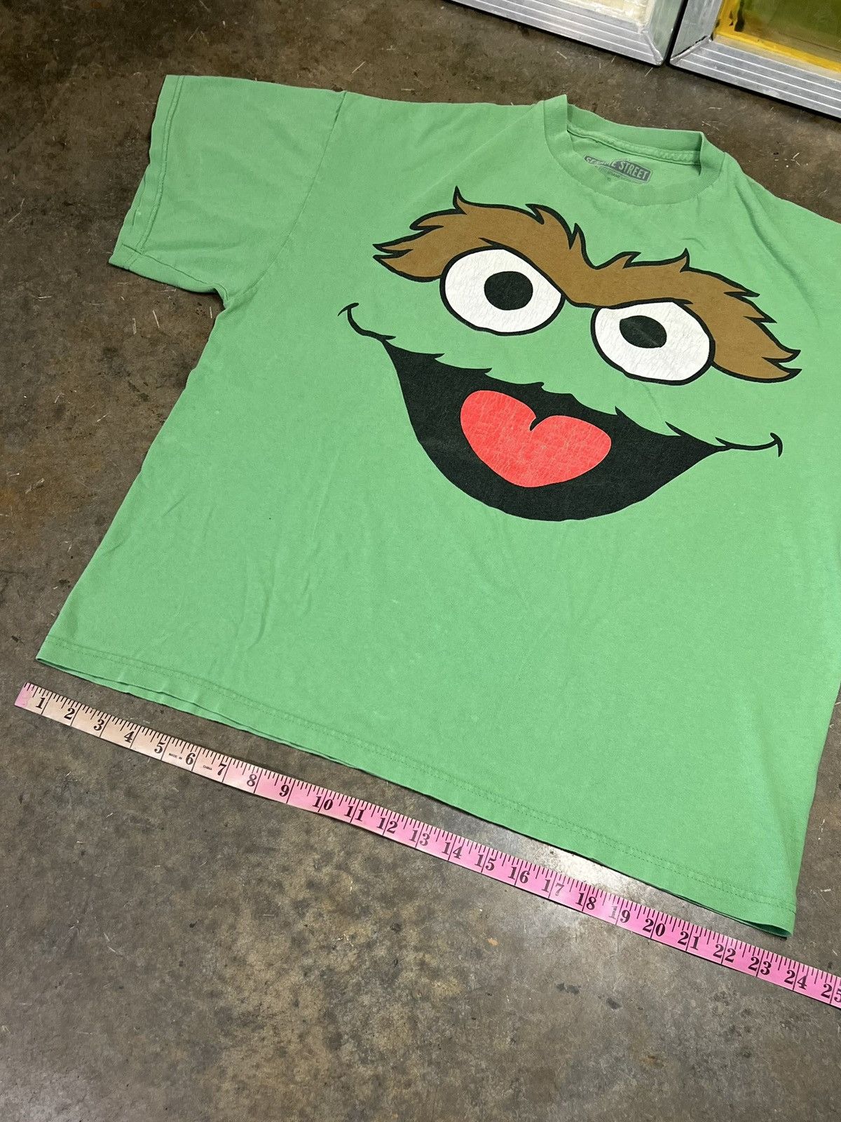 Other Oscar The Grouch Sesame Street T-Shirt XL Size US XL / EU 56 / 4 - 6 Thumbnail
