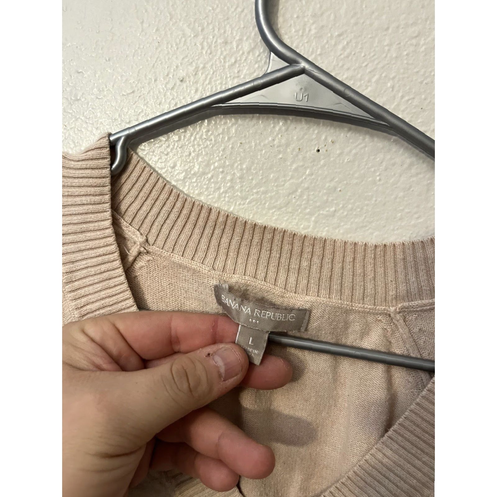 Banana Republic VINTAGE Banana Republic Cotton Blend V-Neck Sweater Pink L Women's Size L Pullover Knitted Knit Shirt Duk? Size L / US 10 / IT 46 - 2 Thumbnail