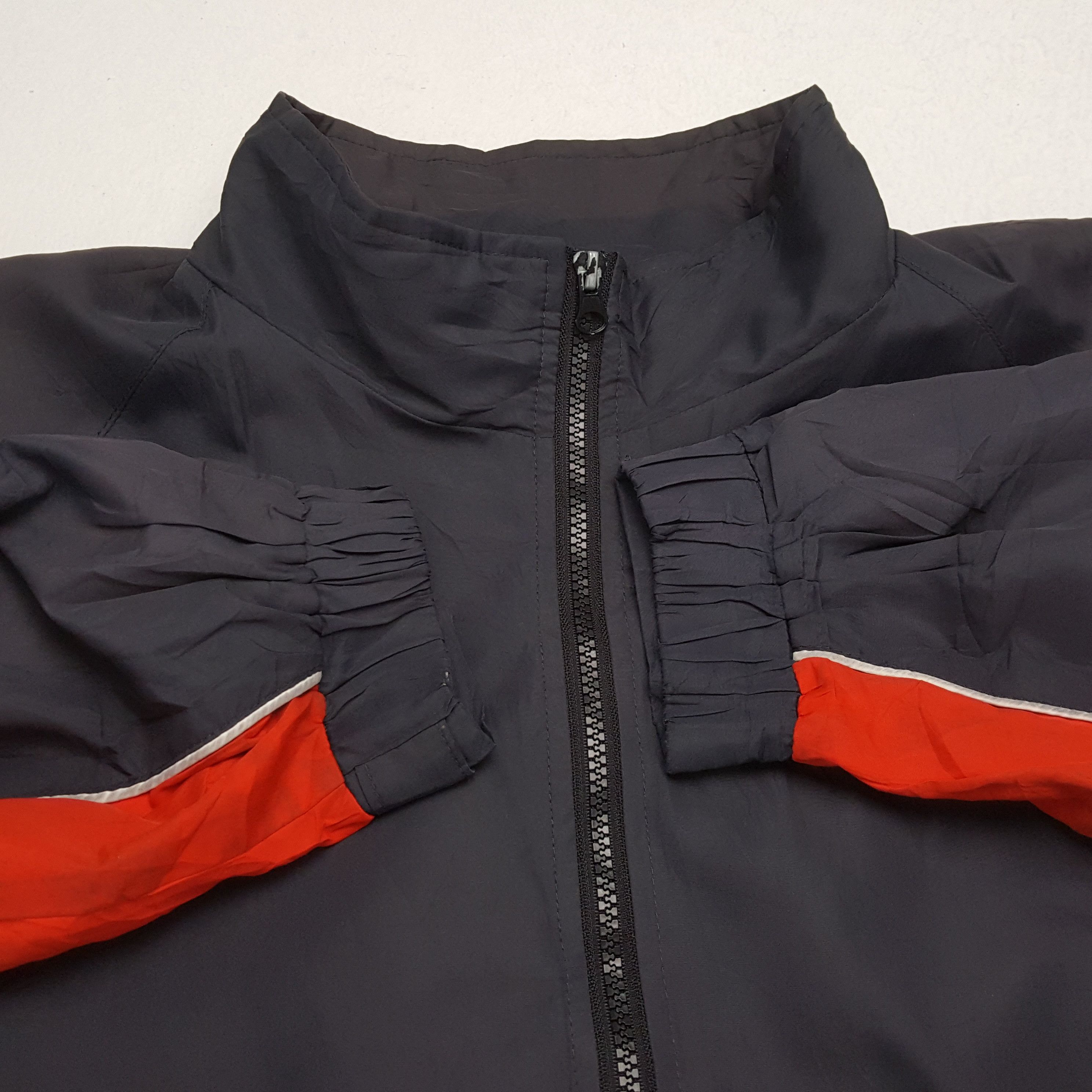 Japanese Brand × Vintage Vintage ISUZU GIGA Japanese Vehicles Motorsports Jacket Size US XL / EU 56 / 4 - 10 Thumbnail