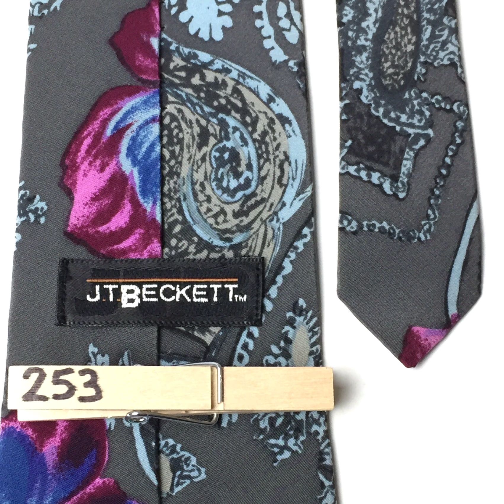 Vintage JT Beckett Necktie 100% Silk Gray Purple Floral Tie Men Classic 58" 3.5" Gray Floral Silk Size ONE SIZE - 7 Thumbnail