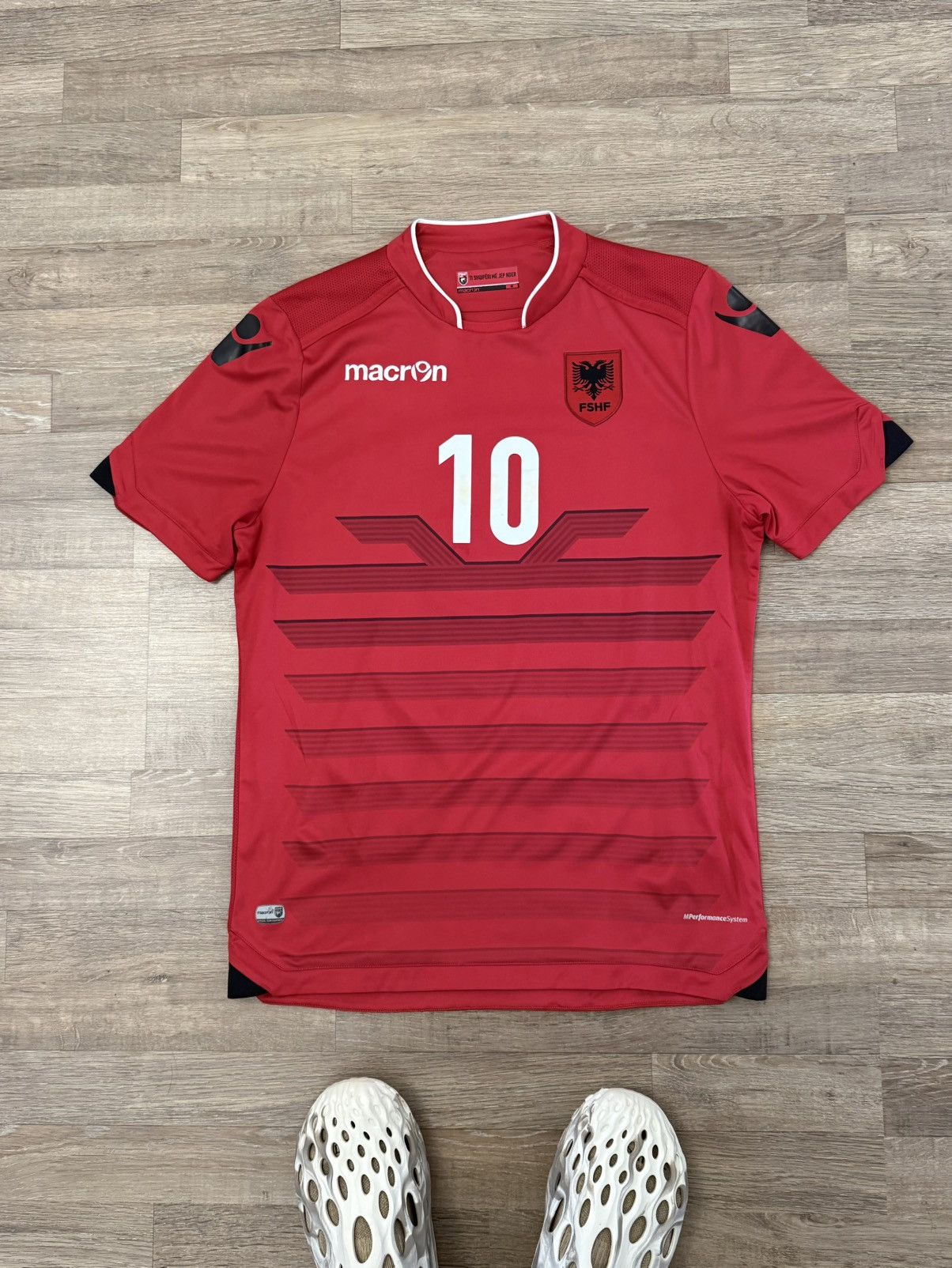Macron Macron Y2K Albania 2016 Soccer Football Blokecore Jersey Size US M / EU 48-50 / 2 - 12 Thumbnail