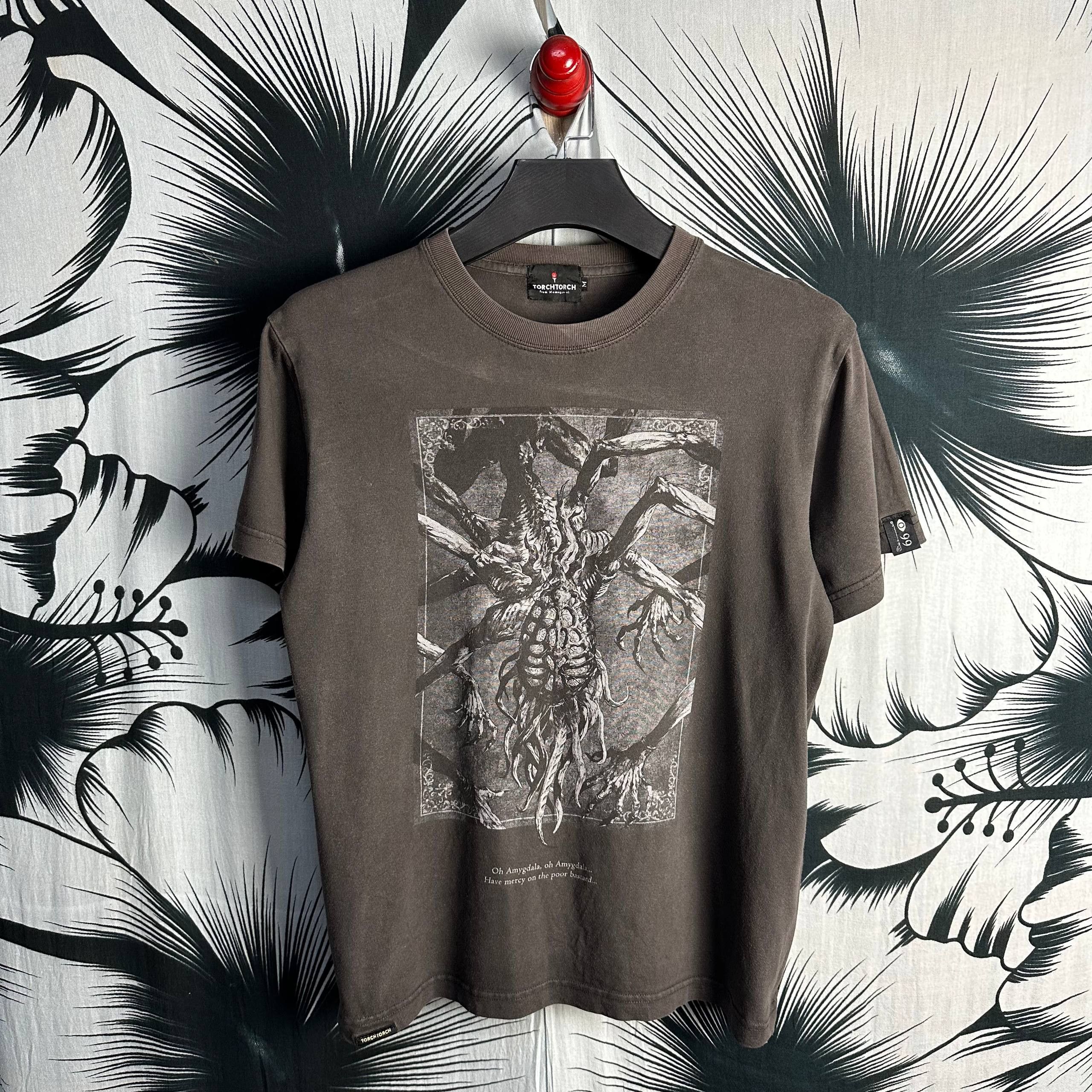 Vintage Bloodborne X TorchTorch Sony Playstation Video Game T-Shirt Size US L / EU 52-54 / 3 - 1 Thumbnail