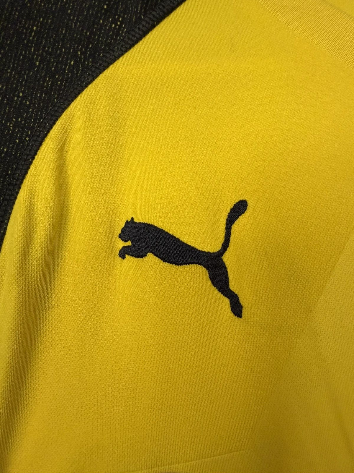 Puma PUMA BORUSSIA DORTMUND 2018 2019 JERSEY HOME FOOTBALL SOCCER Size US XL / EU 56 / 4 - 6 Thumbnail