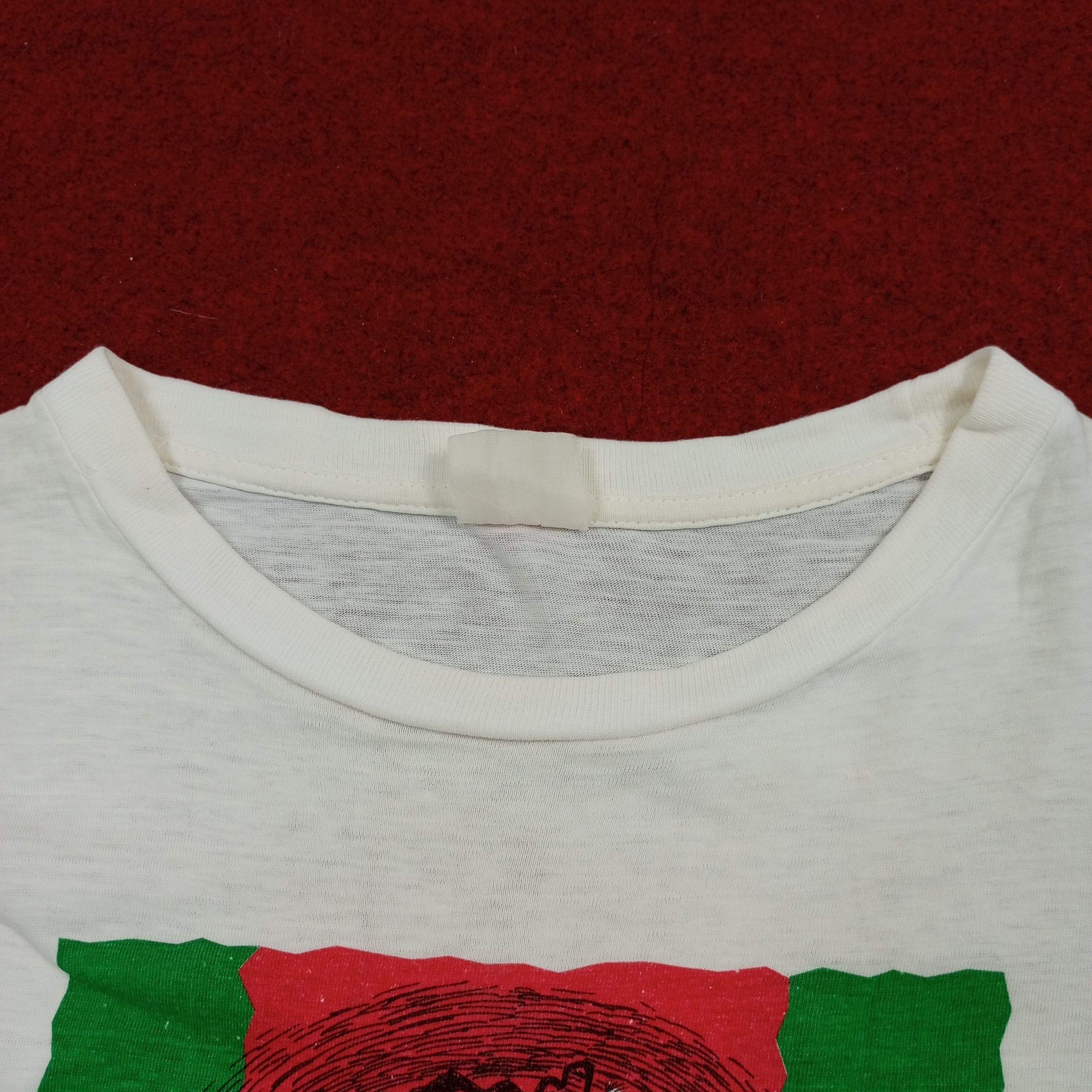 Vintage Tim Burton's Nightmare Before Christmas Tshirt Size US L / EU 52-54 / 3 - 6 Thumbnail