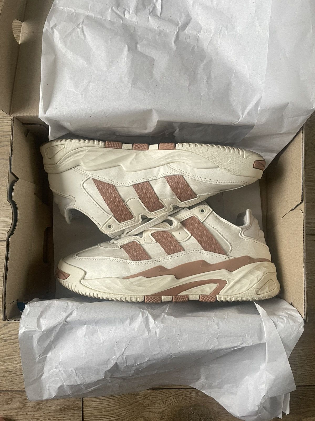 Adidas Adidas niteball Size US 7 / IT 37 - 2 Thumbnail