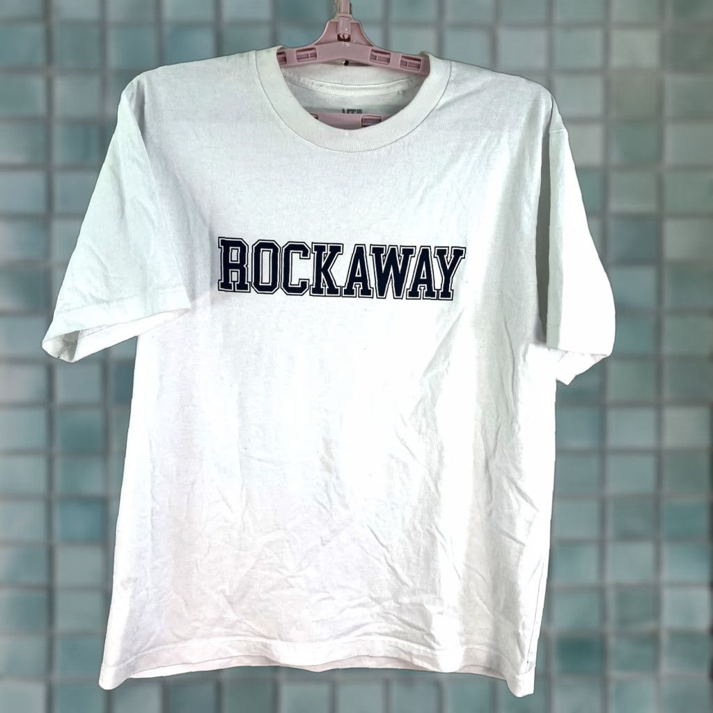 Vintage Rockaway Rockaway UT Graphic T-Shirt Mens L White Size US L / EU 52-54 / 3 - 1 Thumbnail