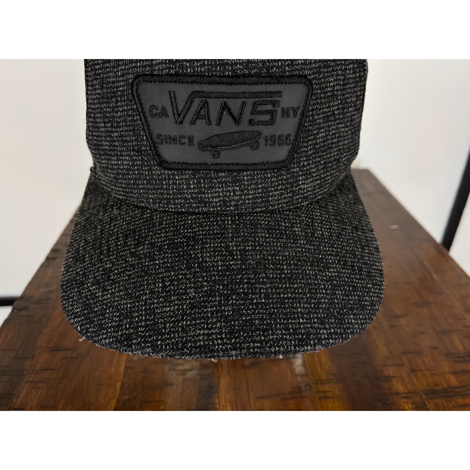 Vans VANS Hat Cap Snap Back Adult One Size Gray 90s Classic Sports Skateboard Casual Travel Men Beanie? Size ONE SIZE - 3 Thumbnail