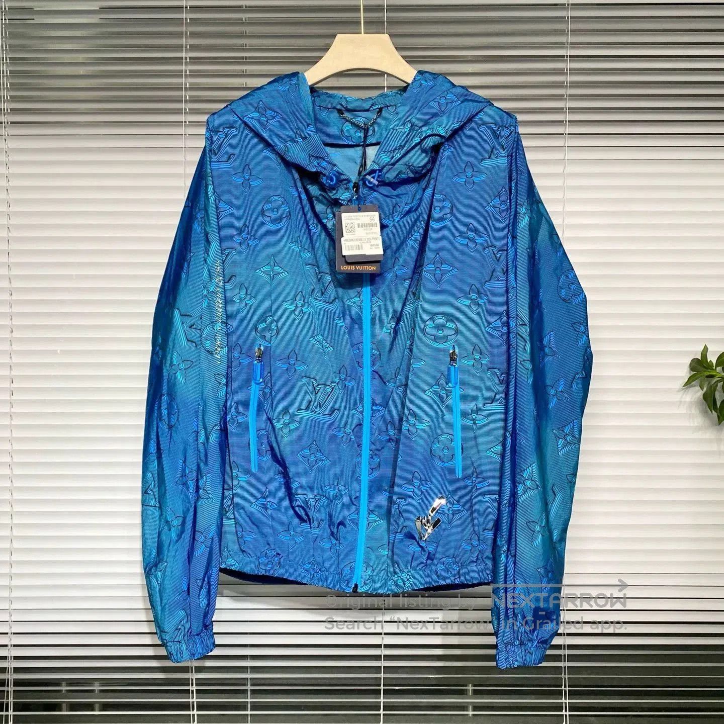 Louis Vuitton Louis Vuitton 2054 Monogram Gradient Blue Windbreaker. Size US XL / EU 56 / 4 - 1 Thumbnail