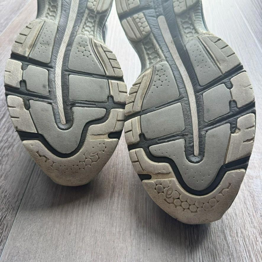 Asics ASICS • Gel-Nimbus 19 "Grey" (8.5M) 4E Size US 8.5 / EU 41-42 - 12 Thumbnail