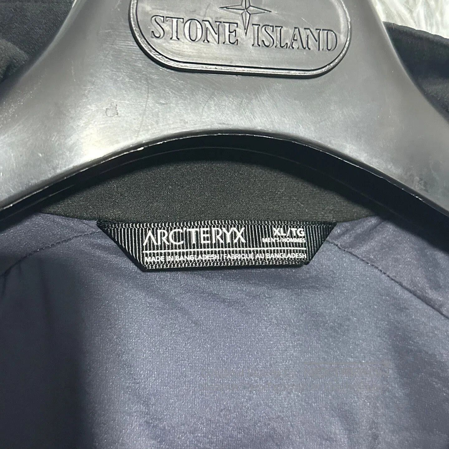 Arc'teryx Arcteryx Atom LT Jacket in Turquoise Blue. Size US XL / EU 56 / 4 - 4 Thumbnail