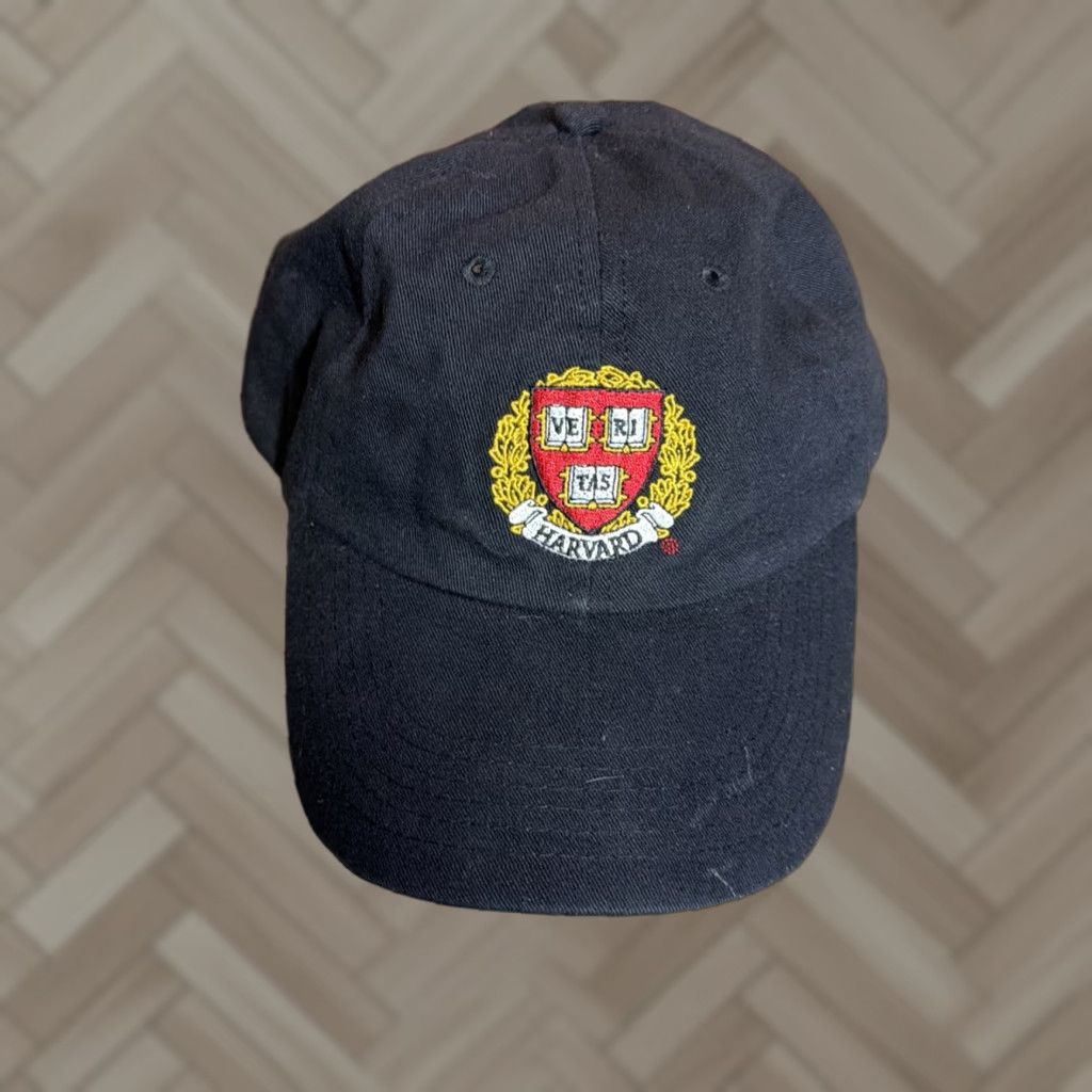 Vintage VINTAGE Harvard Veritas Crest Snapback Hat Cap Adjustable Black Embroidered Unisex Adults One Size Baseball Cap Cotton Canvas College Retro School Size ONE SIZE - 1 Thumbnail