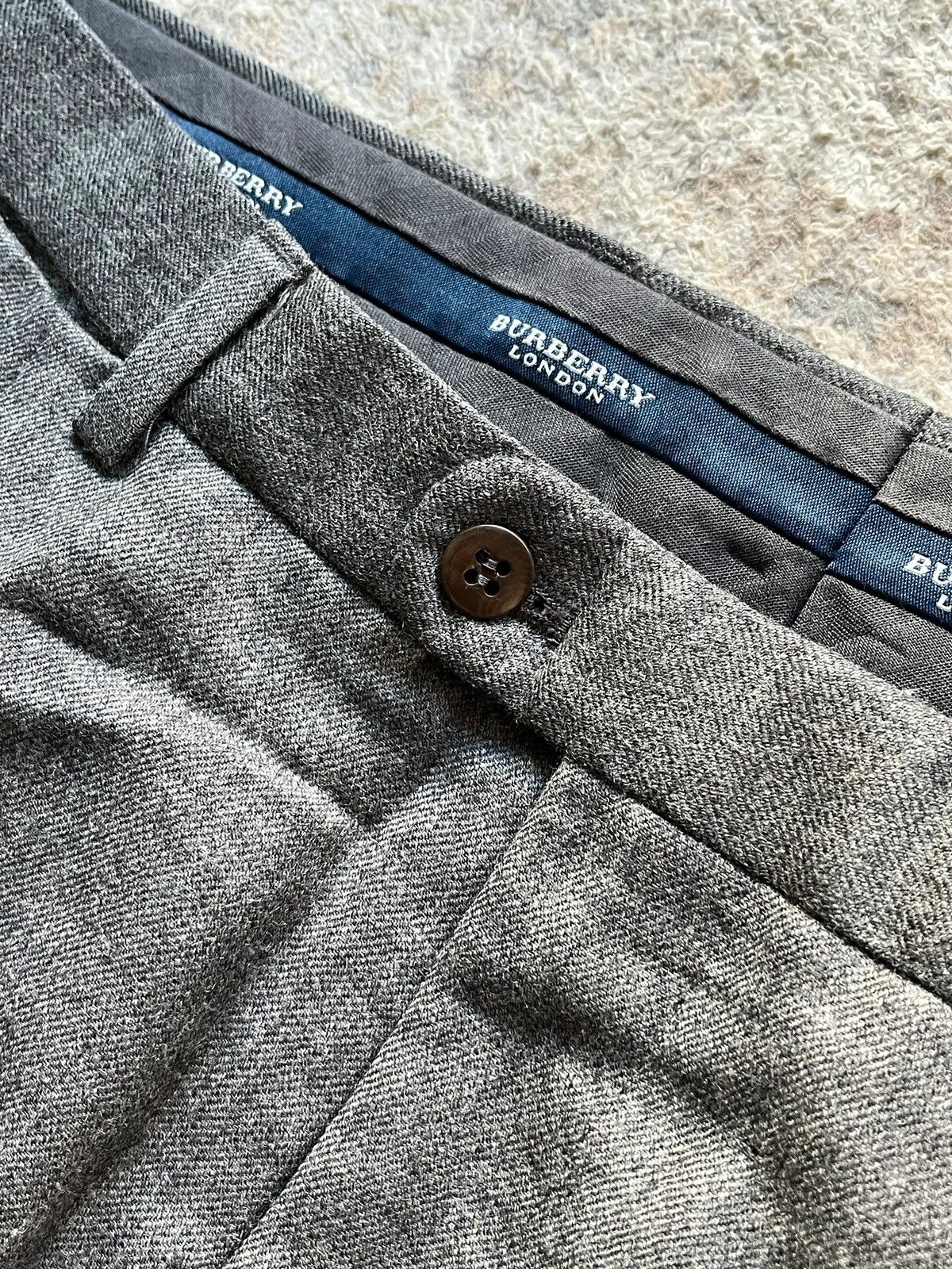 Burberry Burberry London Vintage 1990s Sz 46 / XL Tailored Pants Size US 39 - 6 Thumbnail