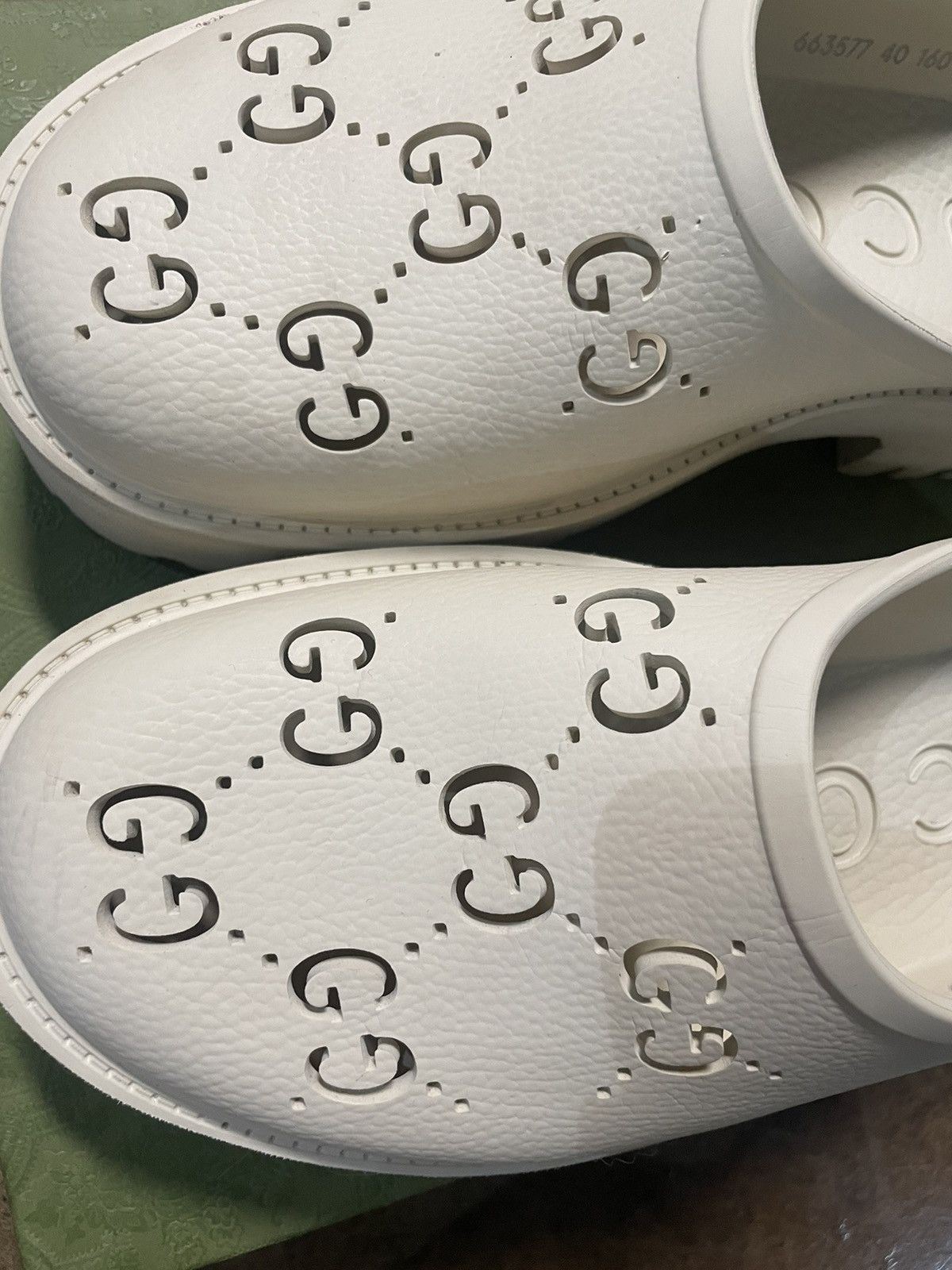 Gucci GUCCI PLATFORM PERFORATED G SANDAL Size US 9 / IT 39 - 6 Thumbnail