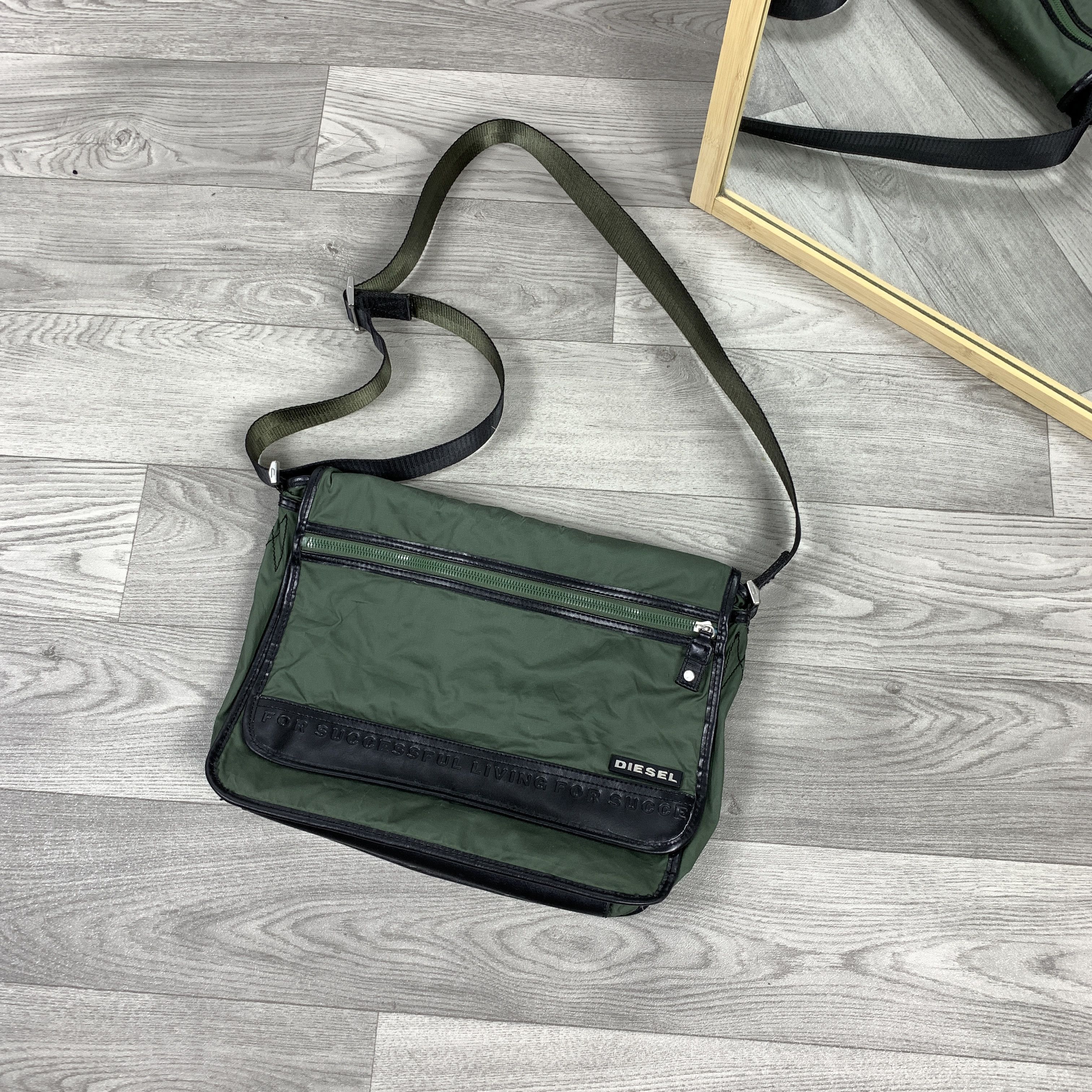 Diesel Vintage Diesel Y2K Rare Khaki Crossbody Euro Industrial Bag Size ONE SIZE - 3 Thumbnail