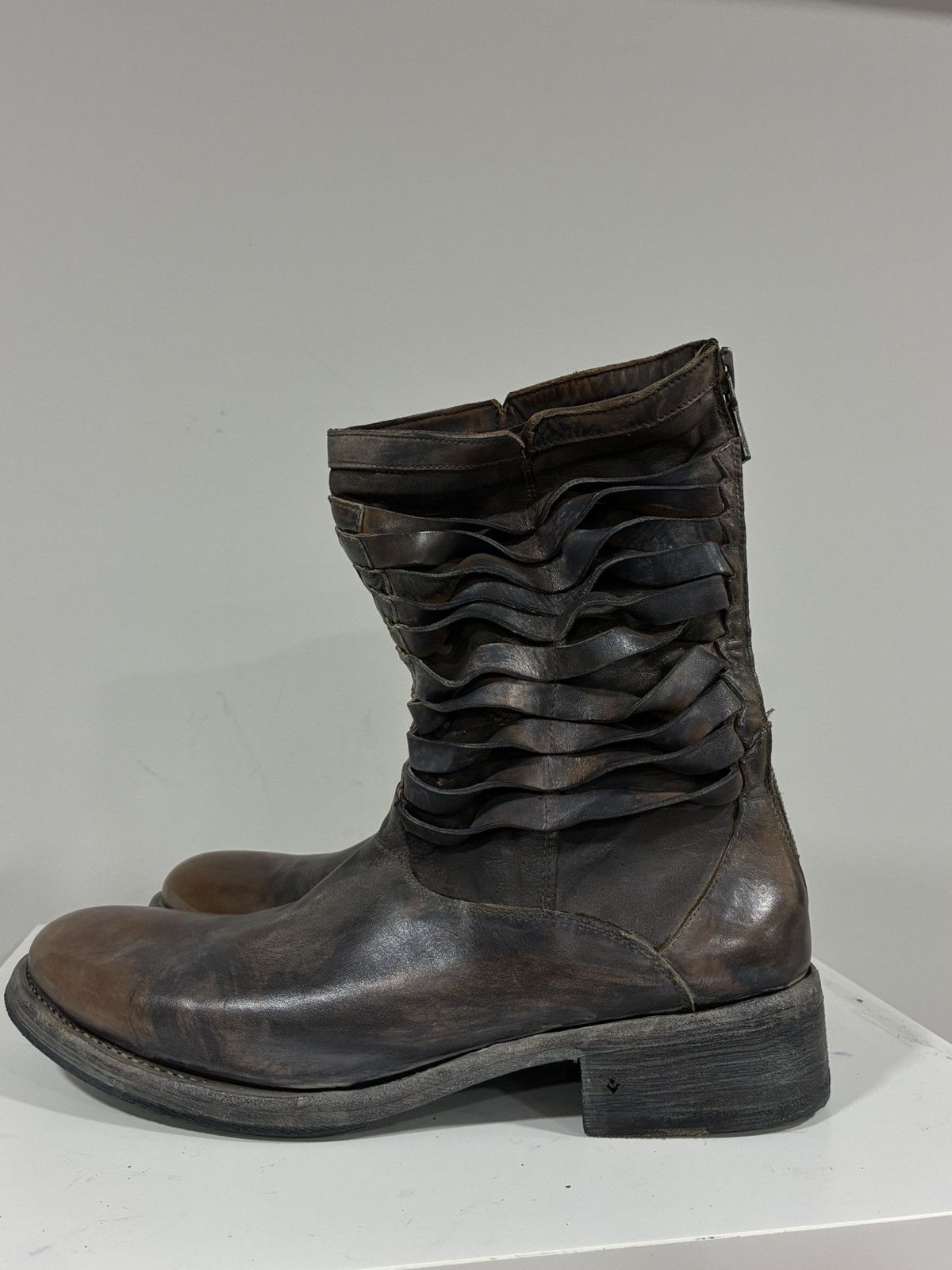 John Varvatos Distressed Artisan Boot Size 10 Size US 10 / EU 43 - 3 Thumbnail