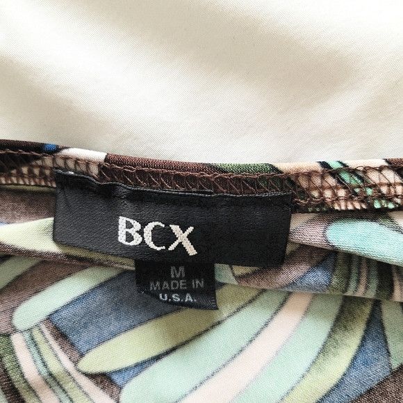 Macys Juniors' BCX Green Keyhole Abstract Print Tunic Top Y2K Size M / US 6-8 / IT 42-44 - 7 Thumbnail