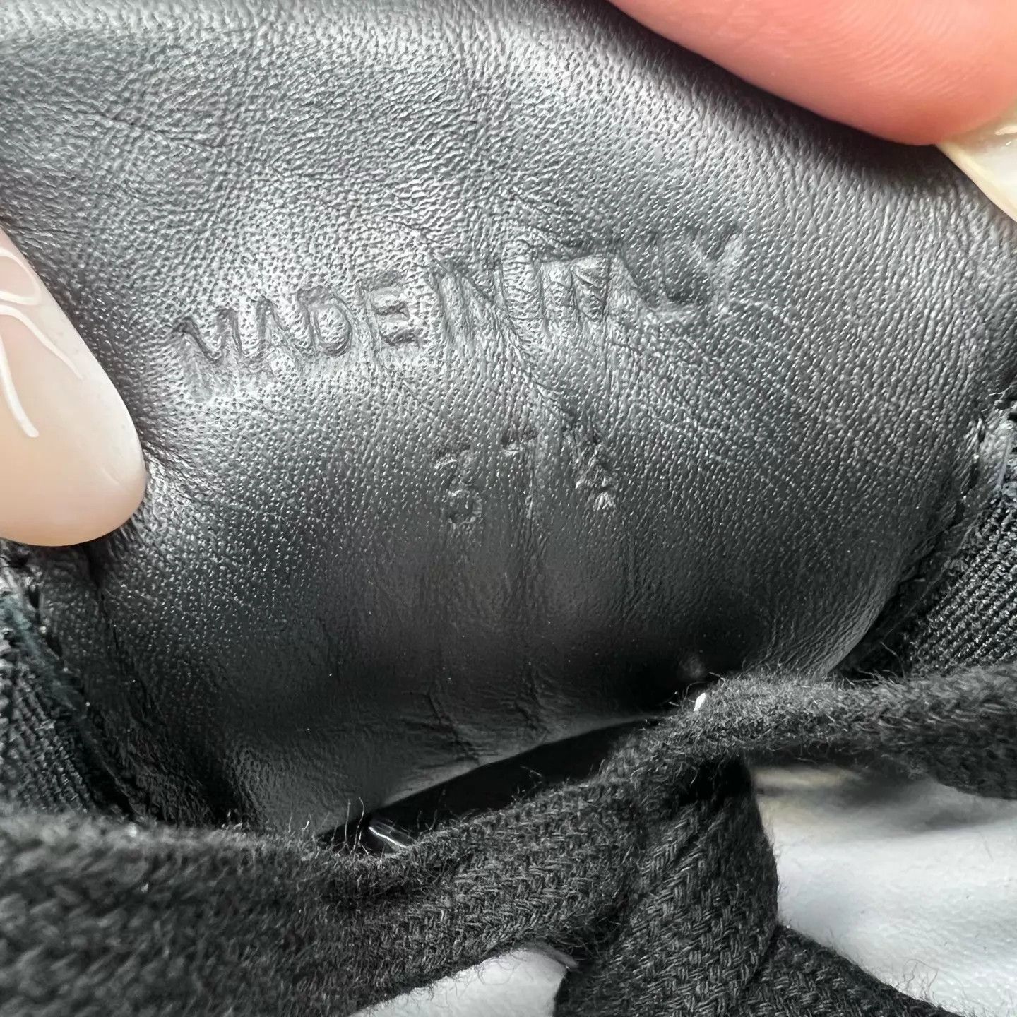Maison Margiela Maison Margiela Black Splatter Decon Trainer EU 37.5 Size US 7 / IT 37 - 8 Thumbnail