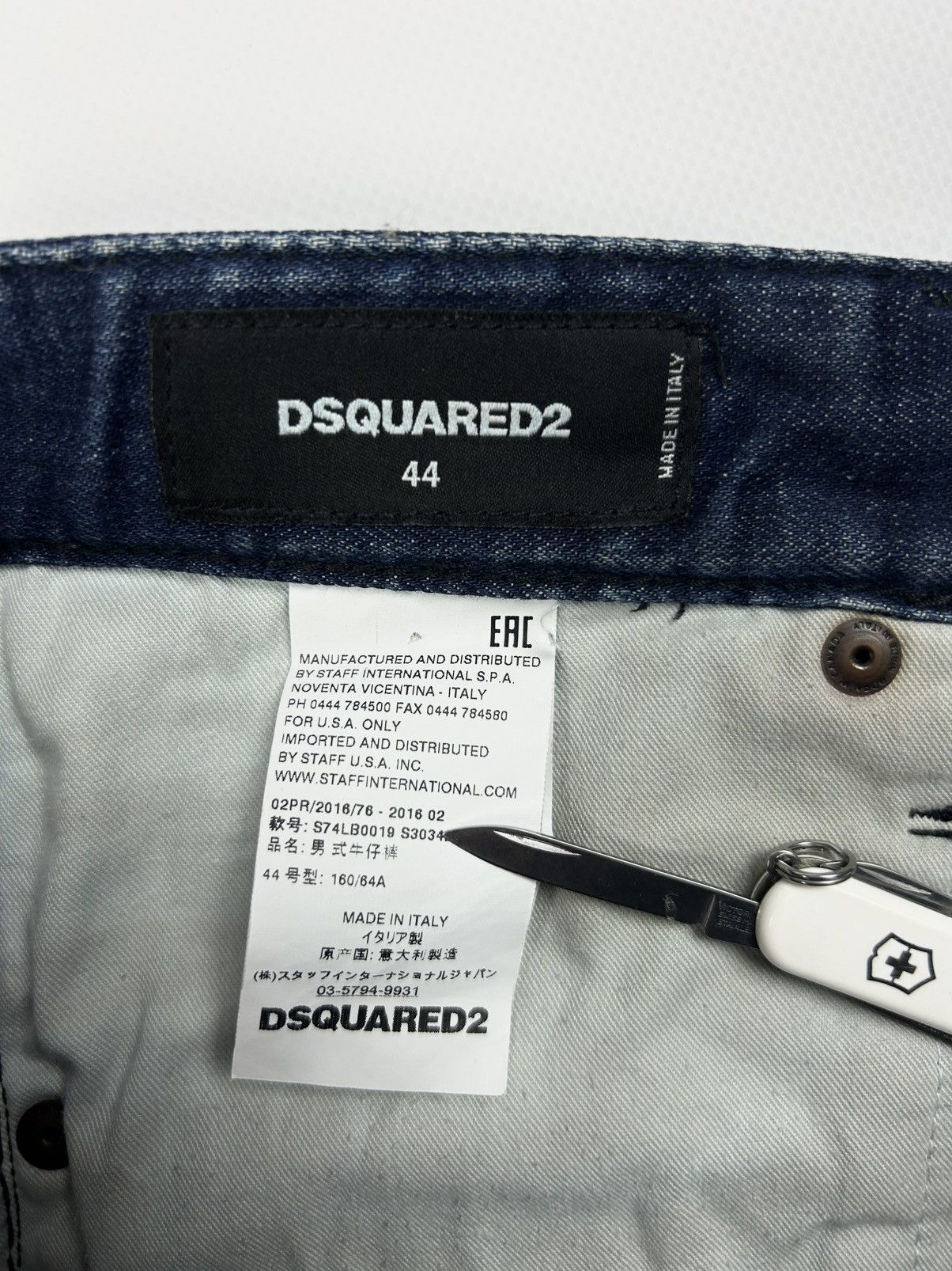 Dsquared2 Luxury Dsquared2 Navy Washed Jeans Made In Italy Size US 29 - 11 Thumbnail