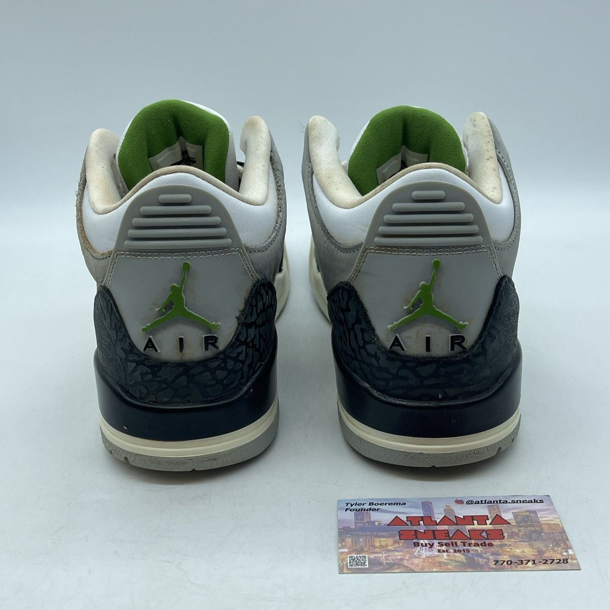 Jordan Brand Air Jordan 3 chlorophyll Size US 8.5 / EU 41-42 - 3 Thumbnail