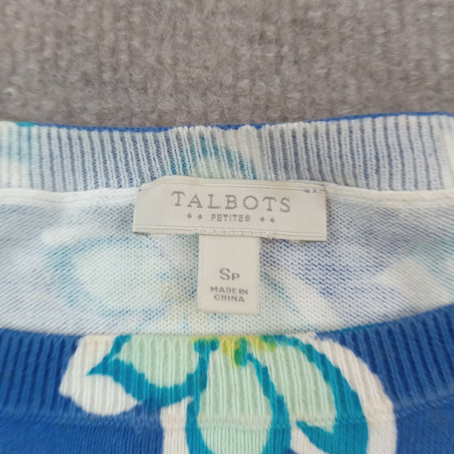 Talbots Talbots Blue Floral Crew Neck Pullover Sweater Womens Small Petite Long Sleeve Cotton Size S / US 4 / IT 40 - 5 Thumbnail