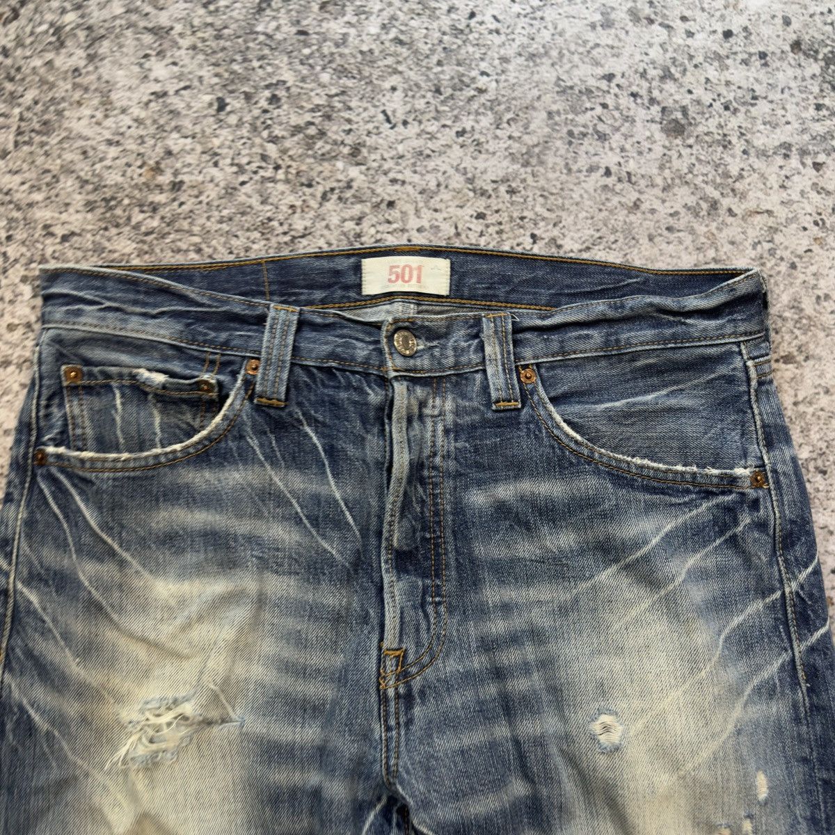 Vintage Levi's 501 Thrashed Sun Faded Distressed Jeans ERD Grunge Size US 34 / EU 50 - 3 Thumbnail