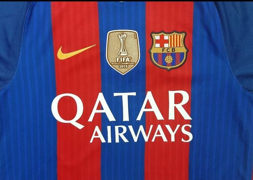 Nike Barcelona Home Nike Jersey 2016/17, Size Medium Size US M / EU 48-50 / 2 - 3 Thumbnail