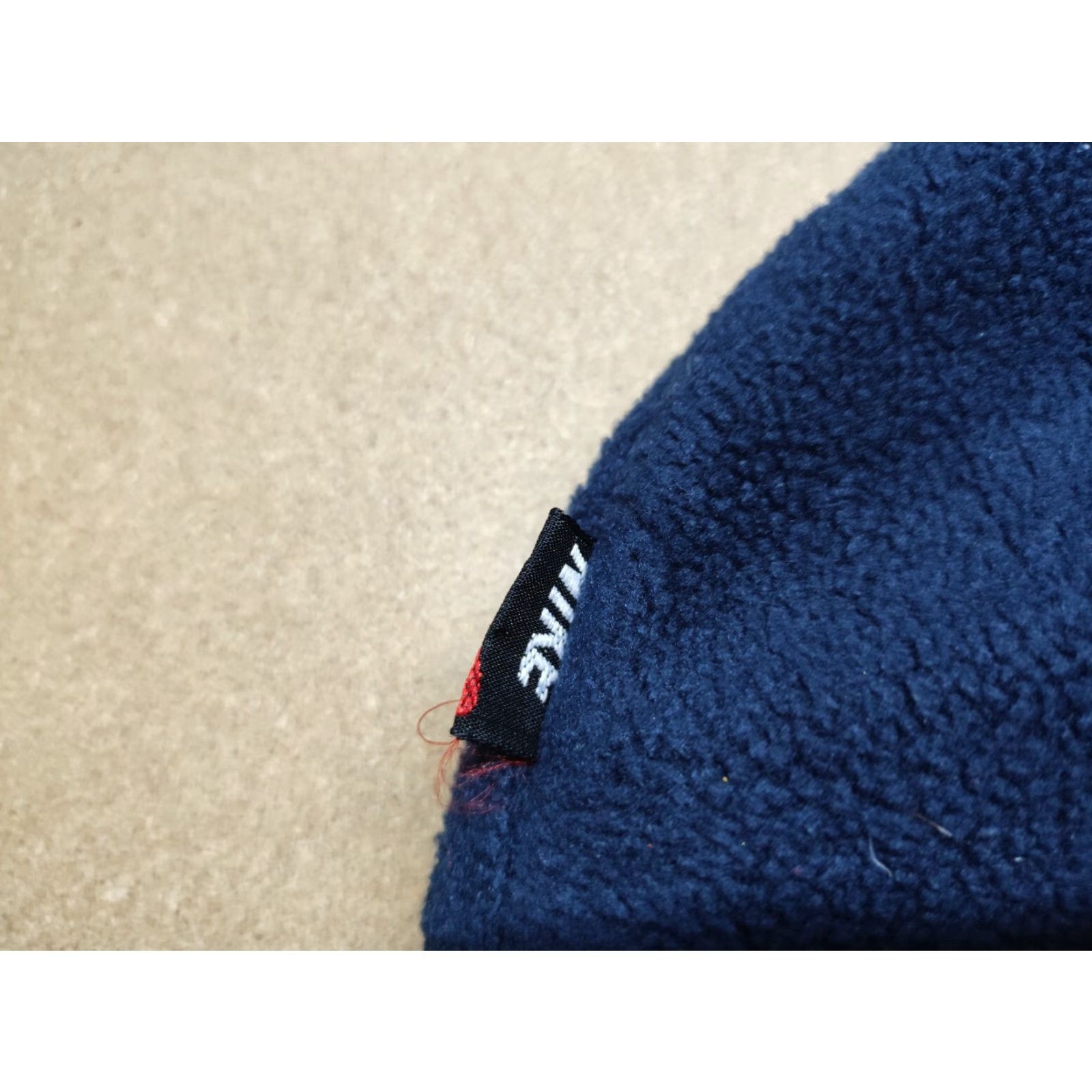 Nike VINTAGE Nike Beanie One Size Blue 90s Fleece Swoosh Hat Unisex Adults Men Women Size US M / EU 48-50 / 2 - 7 Thumbnail