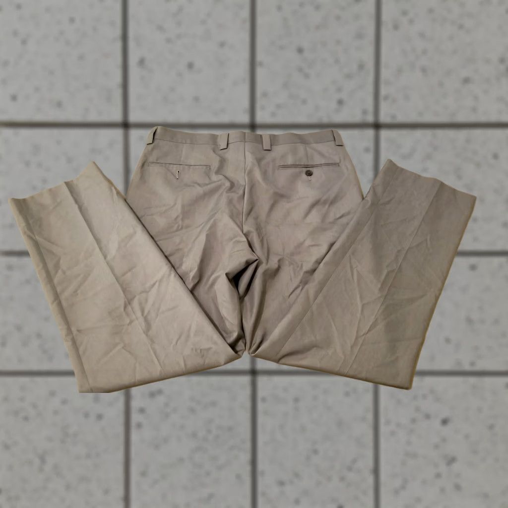 Calvin Klein Calvin Klein Dress Pants Mens 34x30 Gray Slack Chino Trouser Pants Regular Size 34 Inseam 30 Calvi​n Klein Mens Dress Pants Gray Size US 34 / EU 50 - 1 Thumbnail