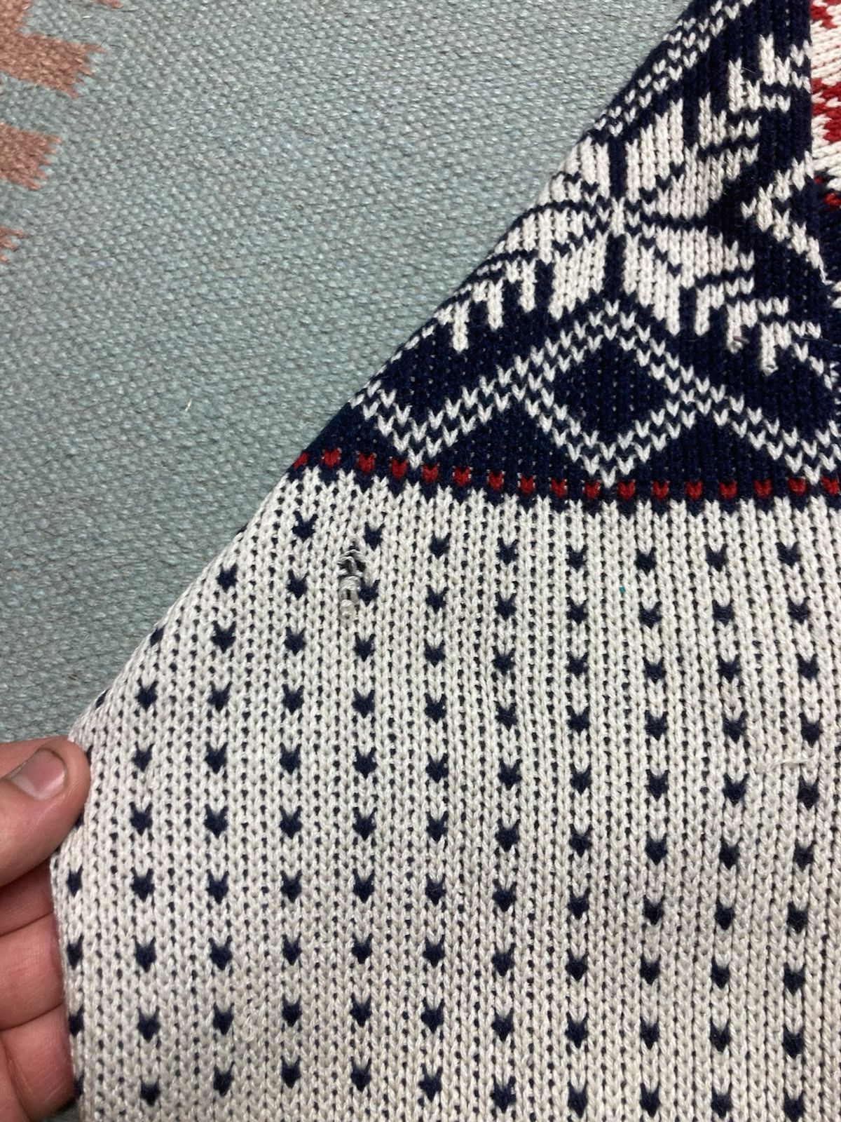Vintage acrylic knit sweater snowflake Birds Eye fair isle Nordic XL Size US XL / EU 56 / 4 - 2 Thumbnail