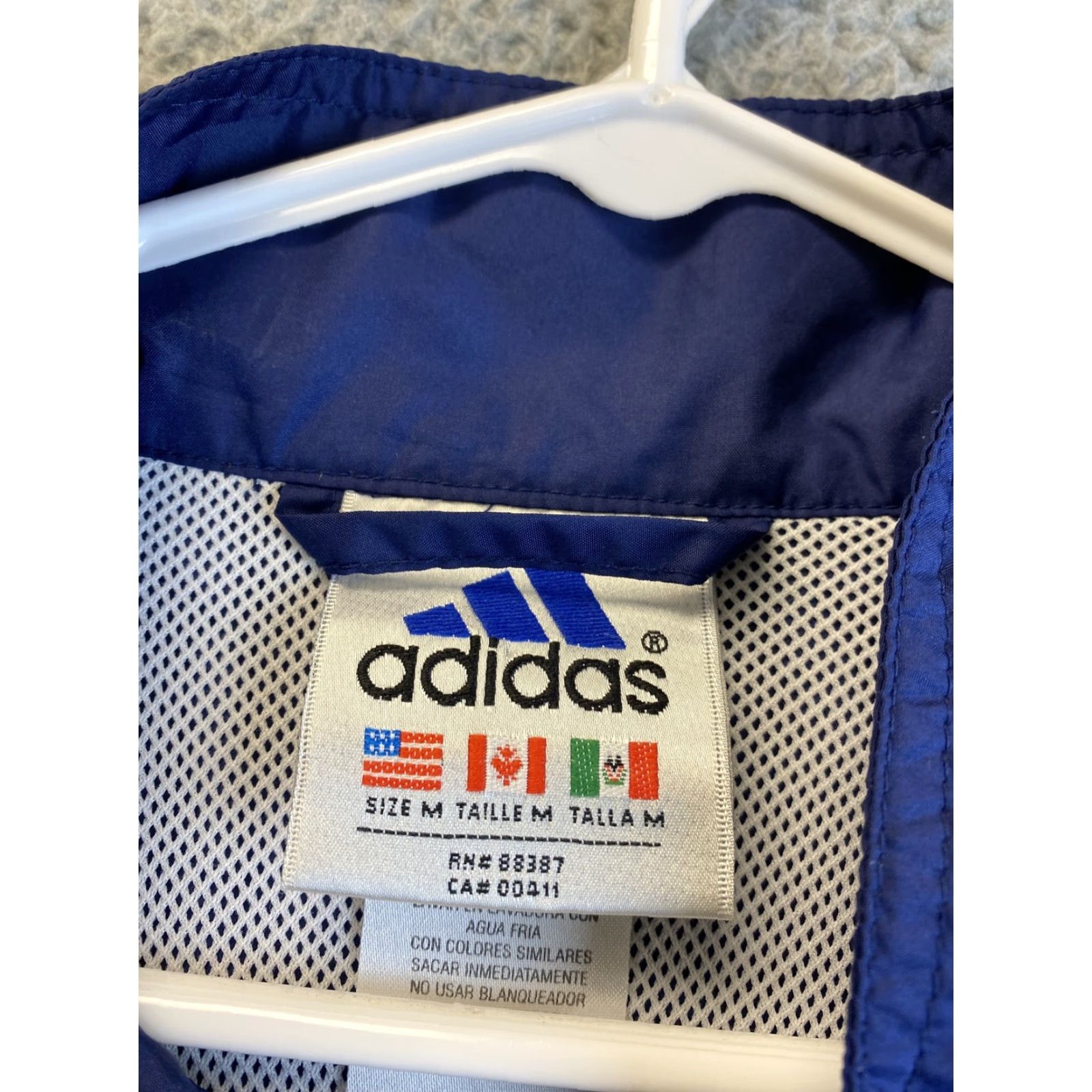 Adidas VINTAGE Adidas Jacket Mens M Logo Navy Blue & White Stripes Nylon Pullover Embroidered 90s Mens Size US M / EU 48-50 / 2 - 6 Thumbnail
