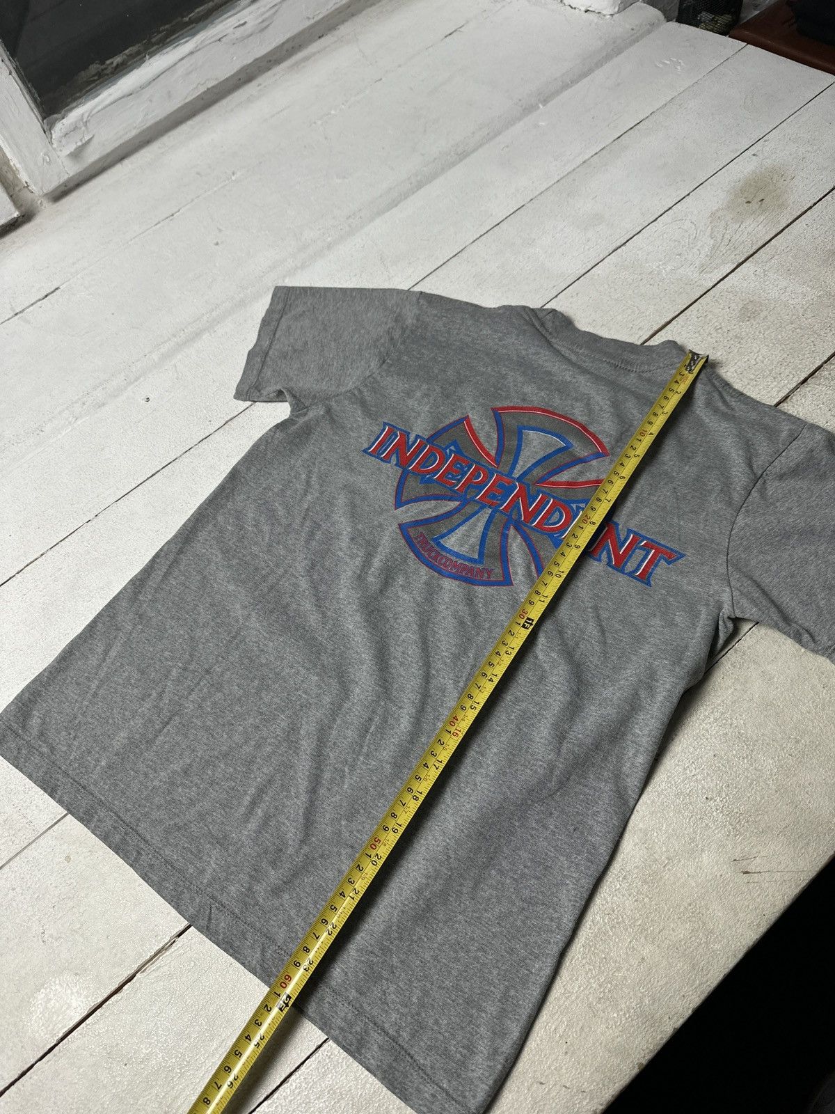 Independent Truck Co. 🚨VNTG INDEPENDENT SKATE T-SHIRT BIG LOGO GRAY Size US S / EU 44-46 / 1 - 13 Thumbnail