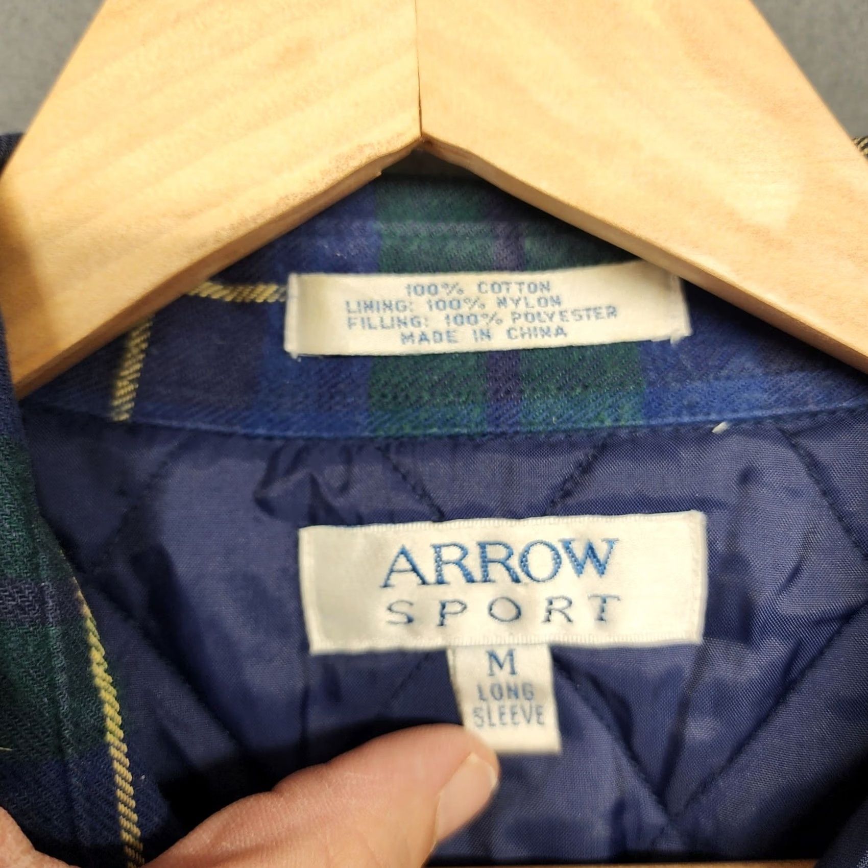 Arrow VINTAGE Arrow Sport Shacket Shirt Jacket Men Medium Blue Plaid Quilt Lined Jacket Mens M Blue Plaid Sports Shacket Button Closure Size US M / EU 48-50 / 2 - 4 Thumbnail