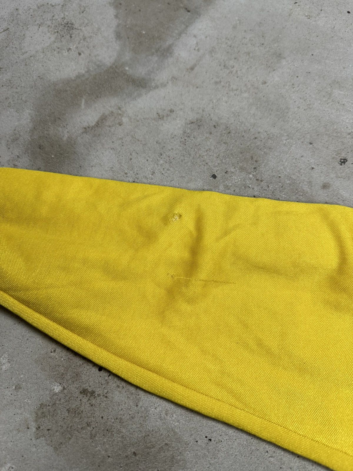 Adidas Vintage 80/90s Adidas Yellow Template Soccer Jersey Size US M / EU 48-50 / 2 - 10 Thumbnail